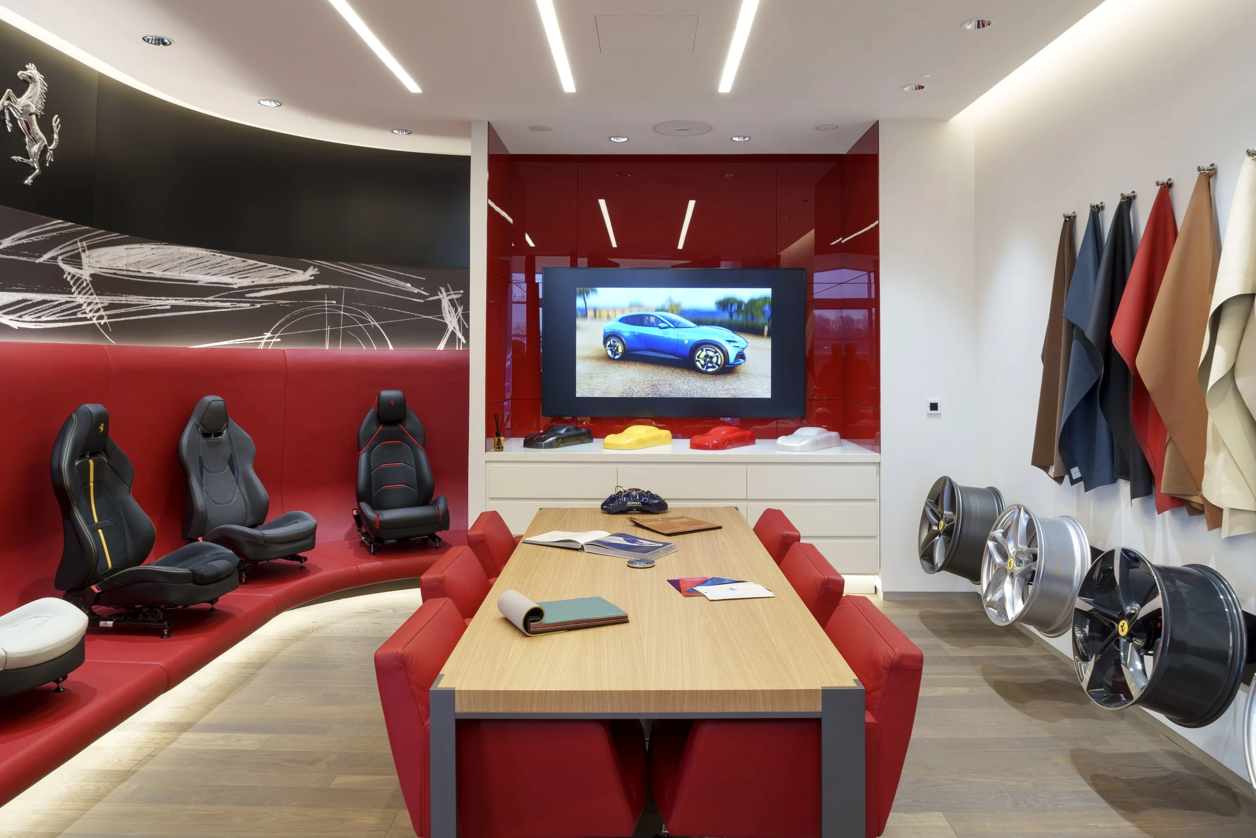 GraypaulFerrariGlasgow┬®PhotoMaxEarey070.jpg