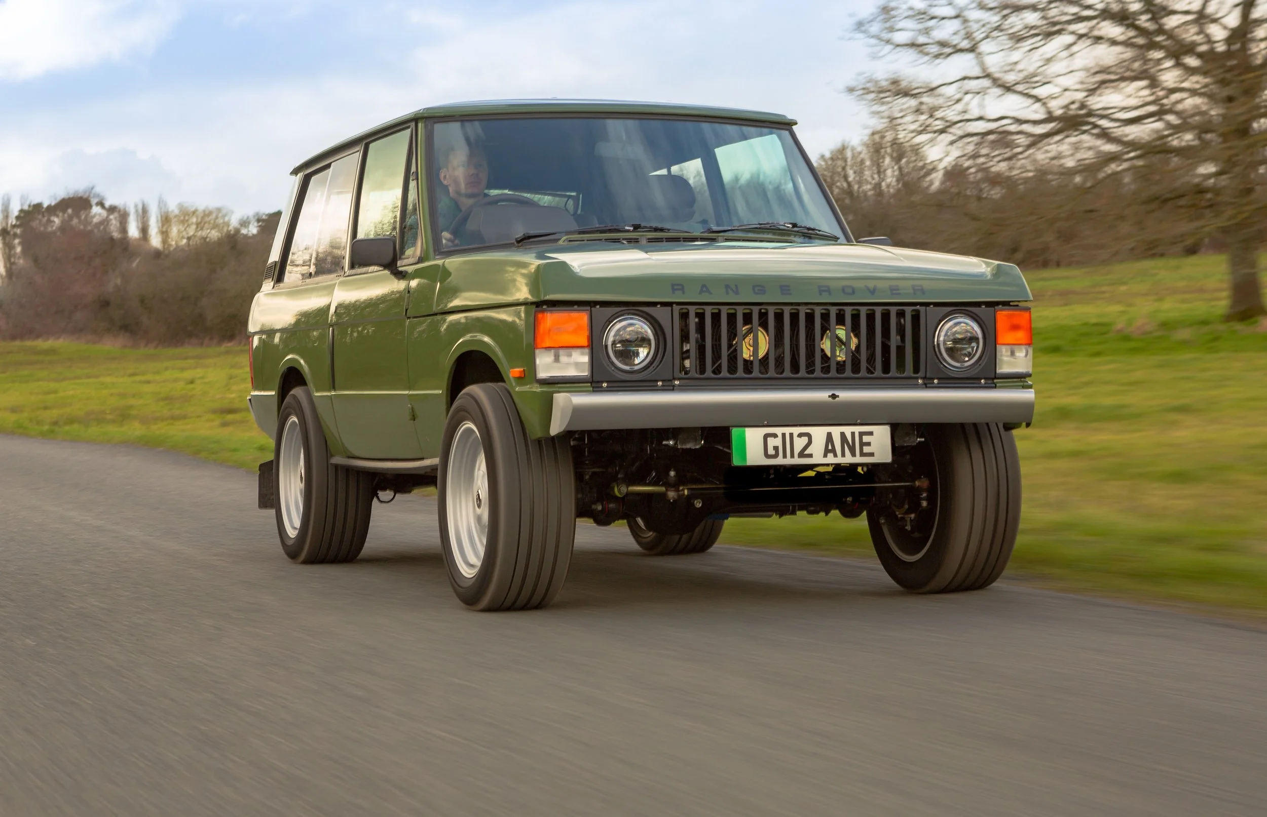 Inverted LTD Launches Electrified Range Rover Classic