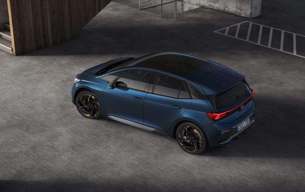 cupra born cigarette lighter Review