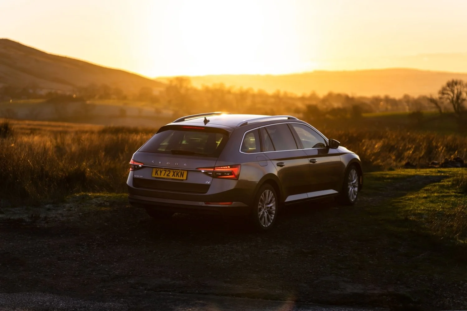SKODA Superb Estate iV (7).jpg