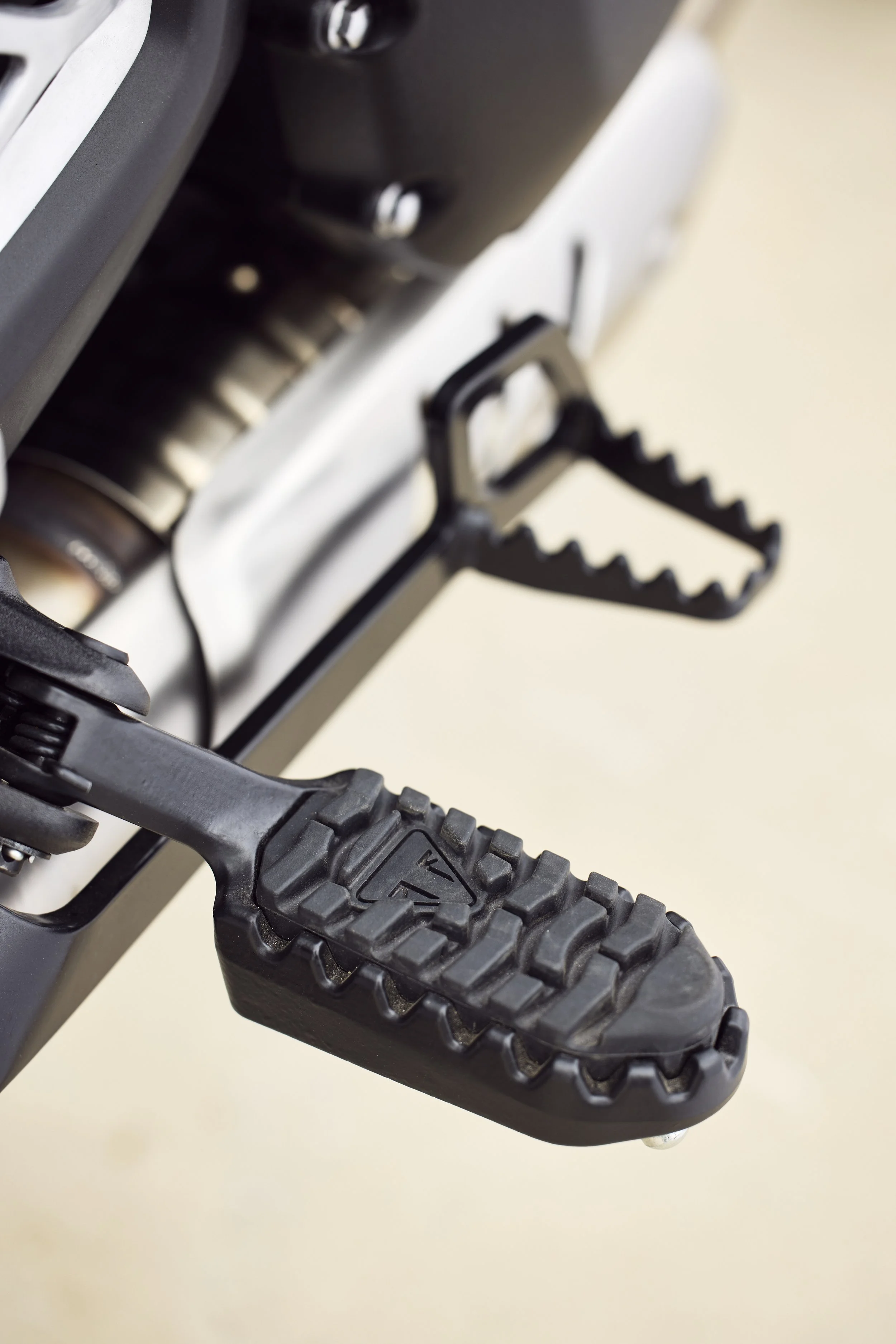 Triumph Scrambler 400 X Details 8.jpg