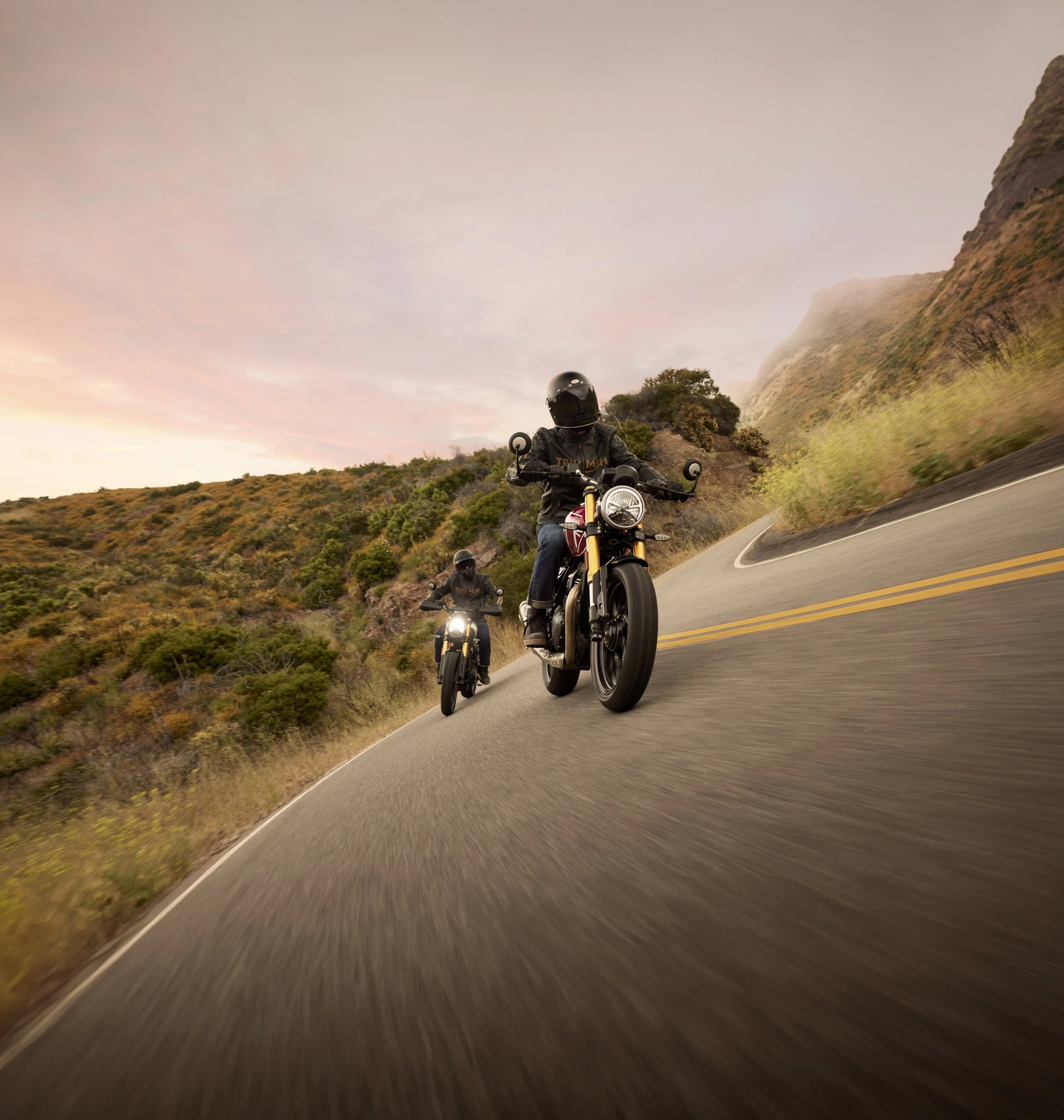 Triumph Speed 400 and Scrambler 400 X 1.jpg