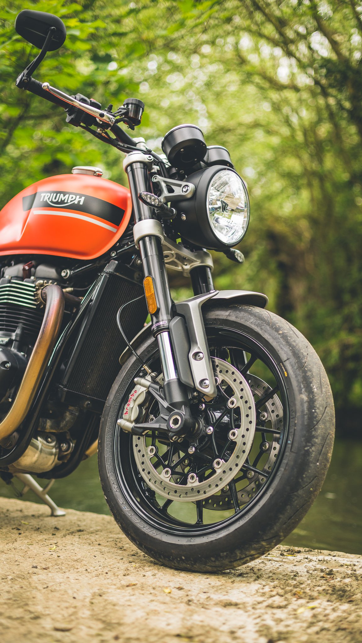 Triumph Twin FULL-07.jpg