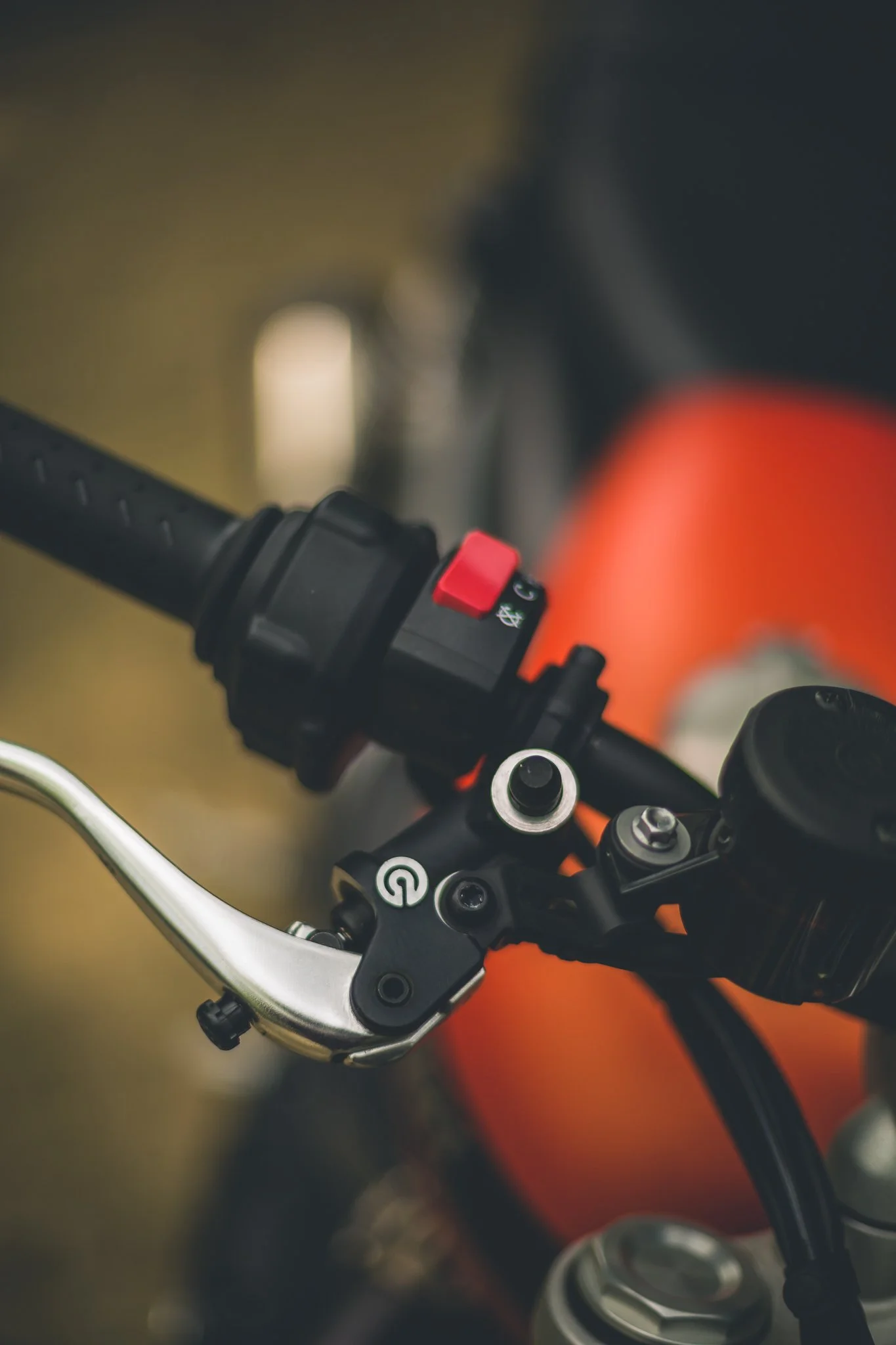 Triumph Twin FULL-17.jpg
