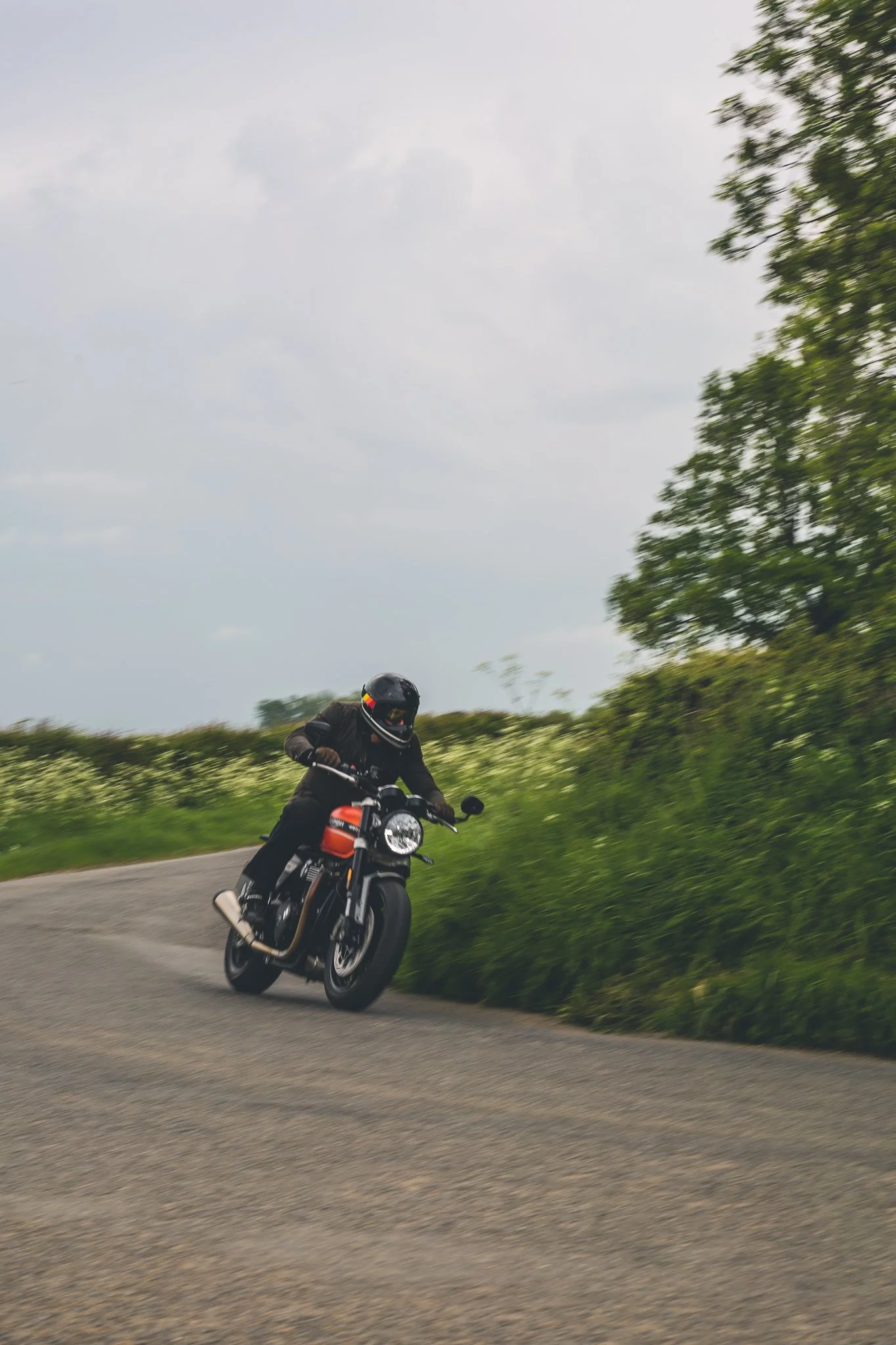 Triumph Twin FULL-43.jpg