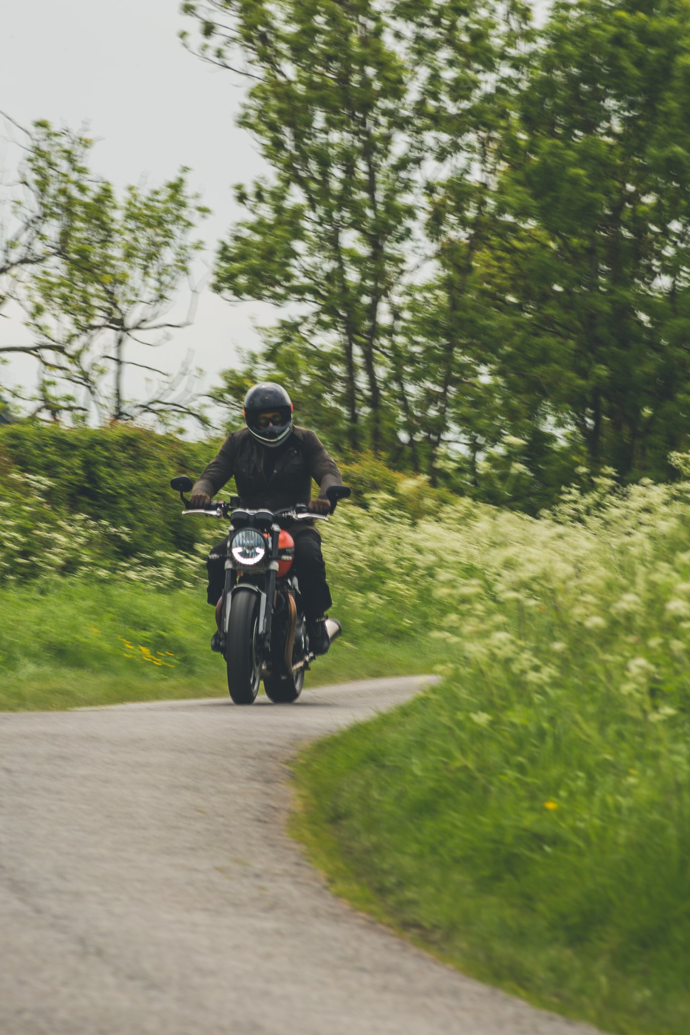 Triumph Twin FULL-34.jpg