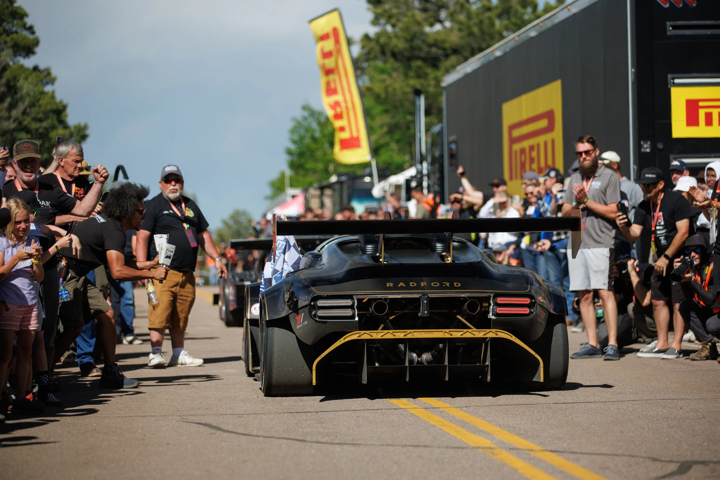 RadfordPikesPeakSpecialEditionattheIconicInternationalHillClimbCreditLarryChen3.jpg