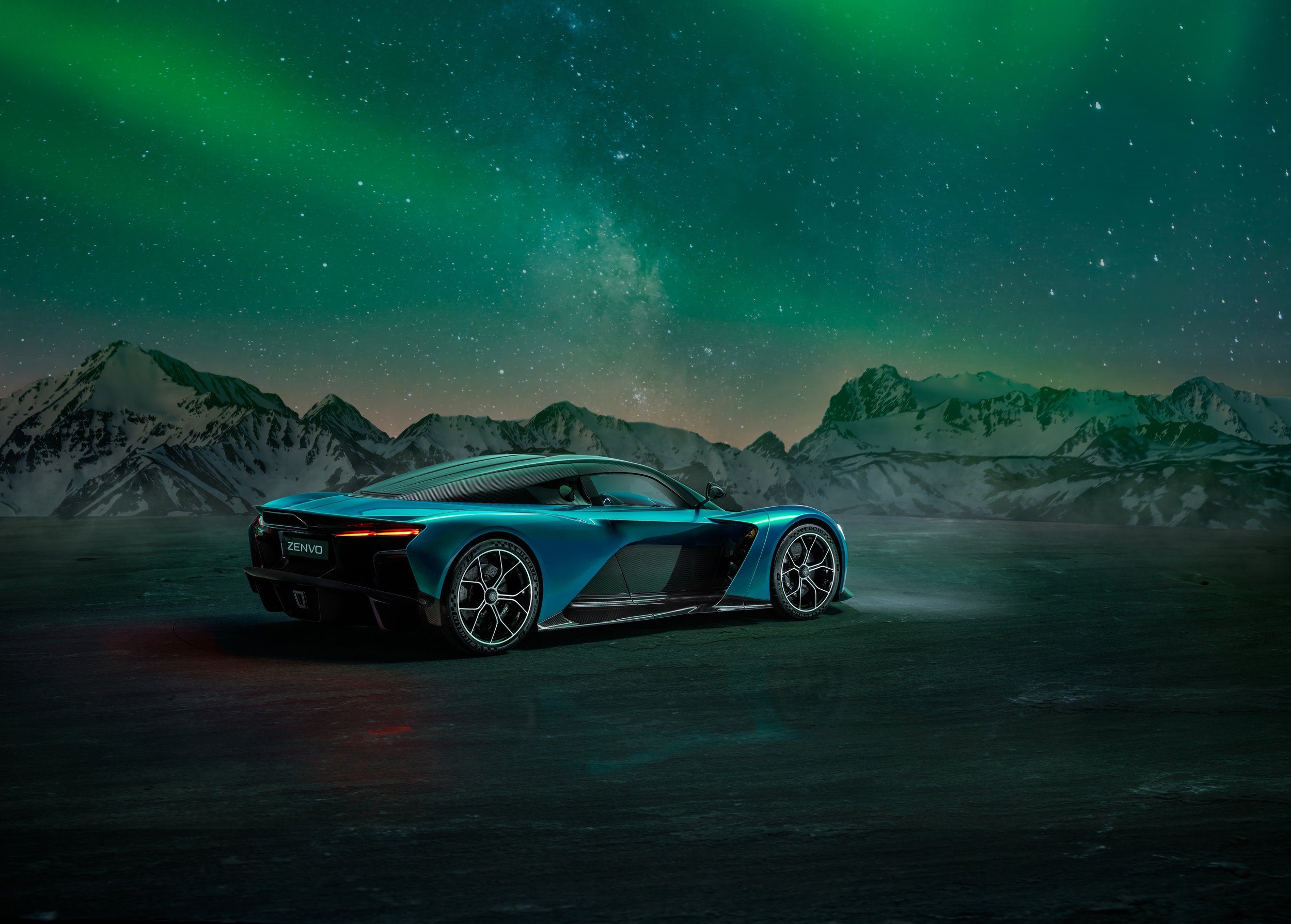 Aurora-4.jpg