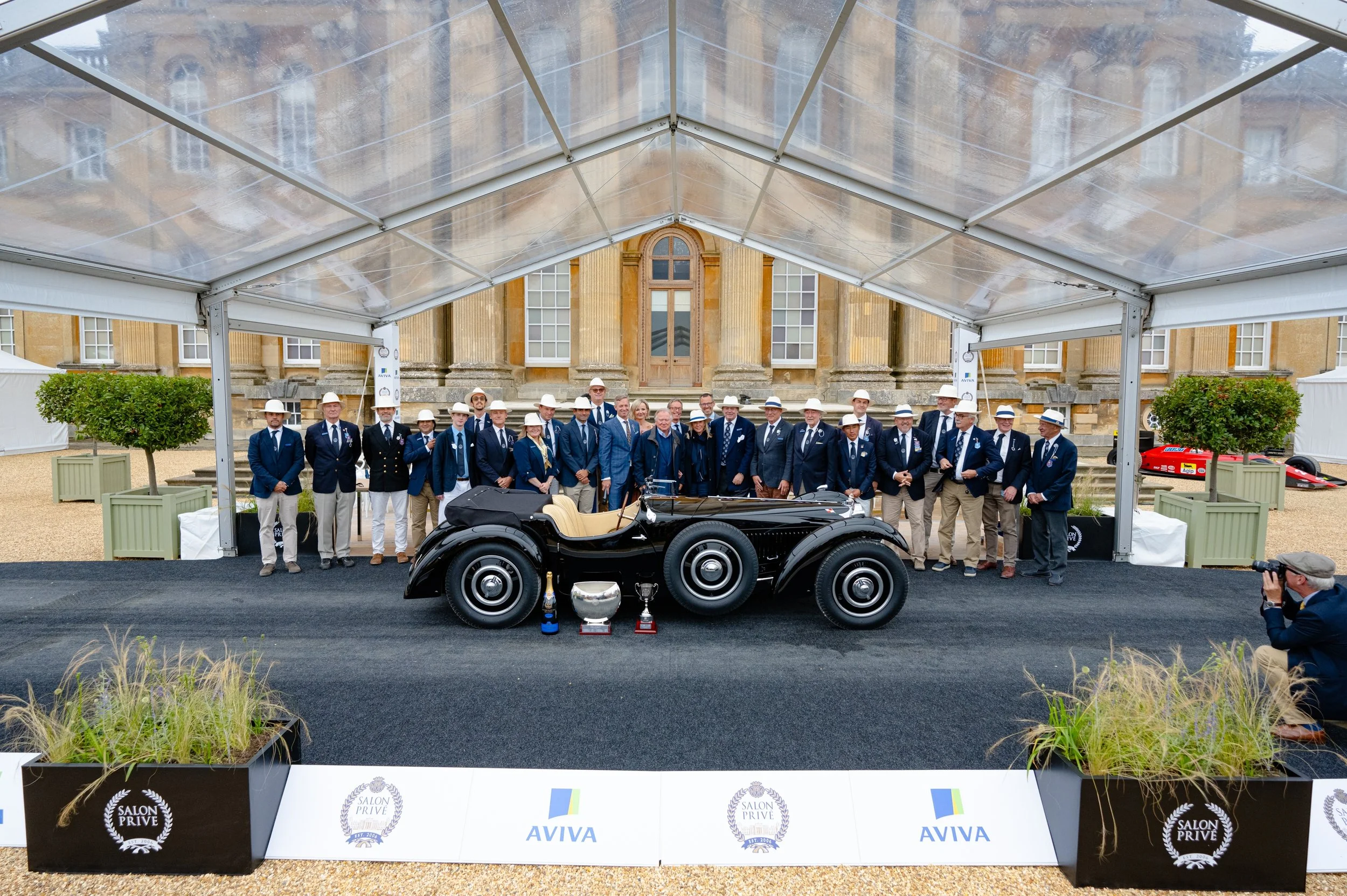 1937 Bugatti Type 57S Best of Show at Salon Privé