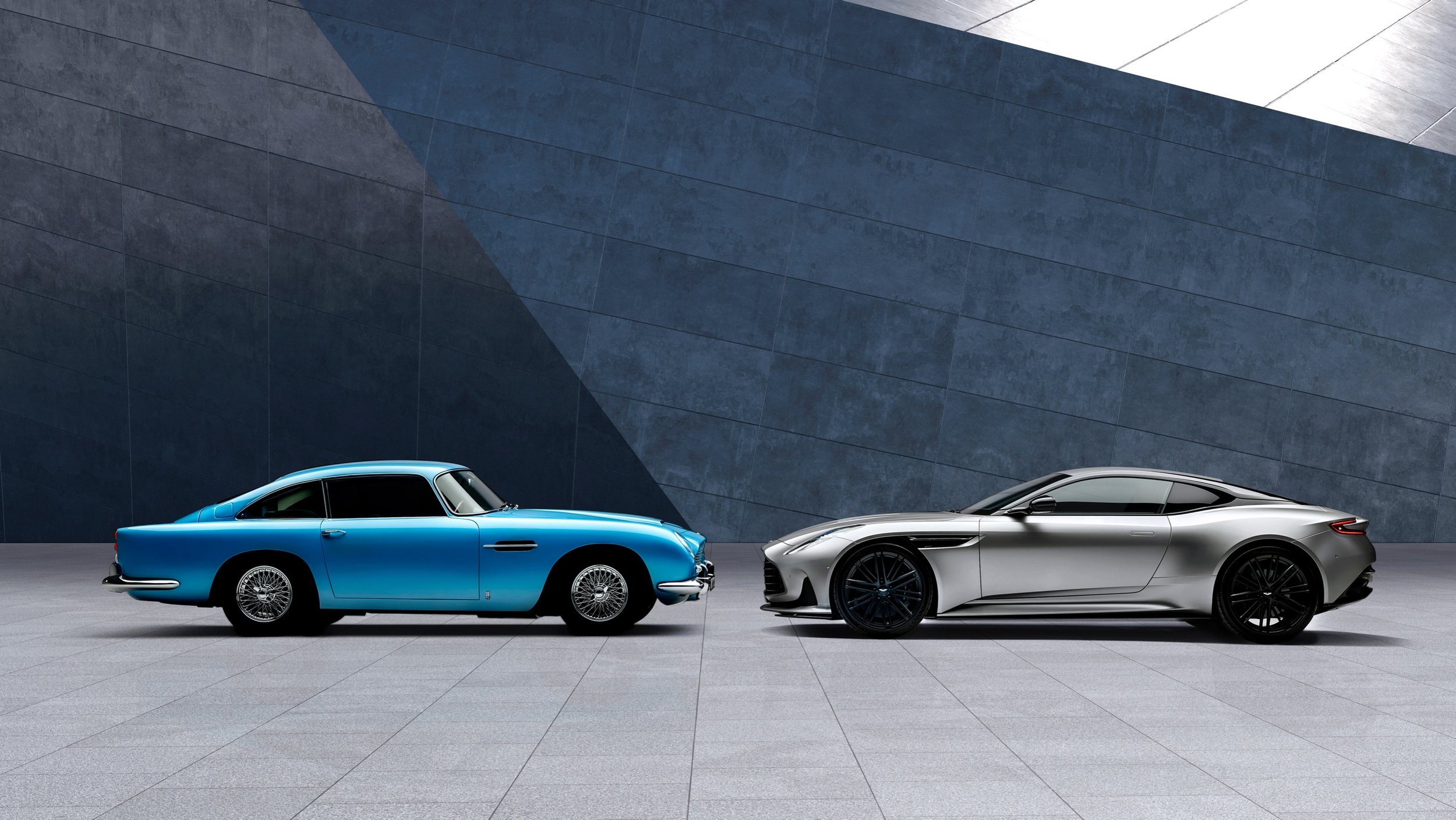 THEASTONMARTINDB5AT60_04.jpg