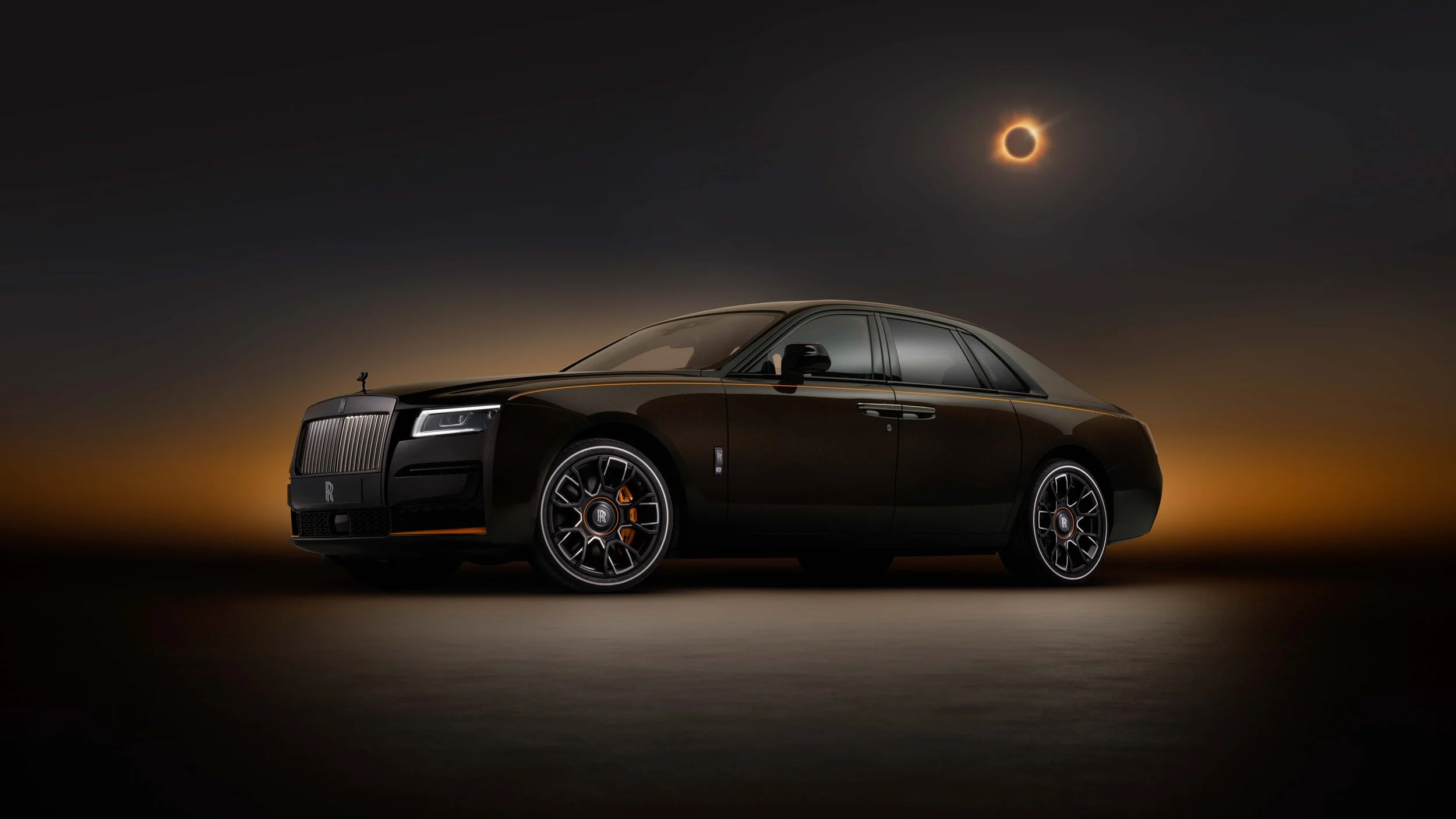 Rolls-Royce Presents Black Badge Ghost Ékleipsis Collection