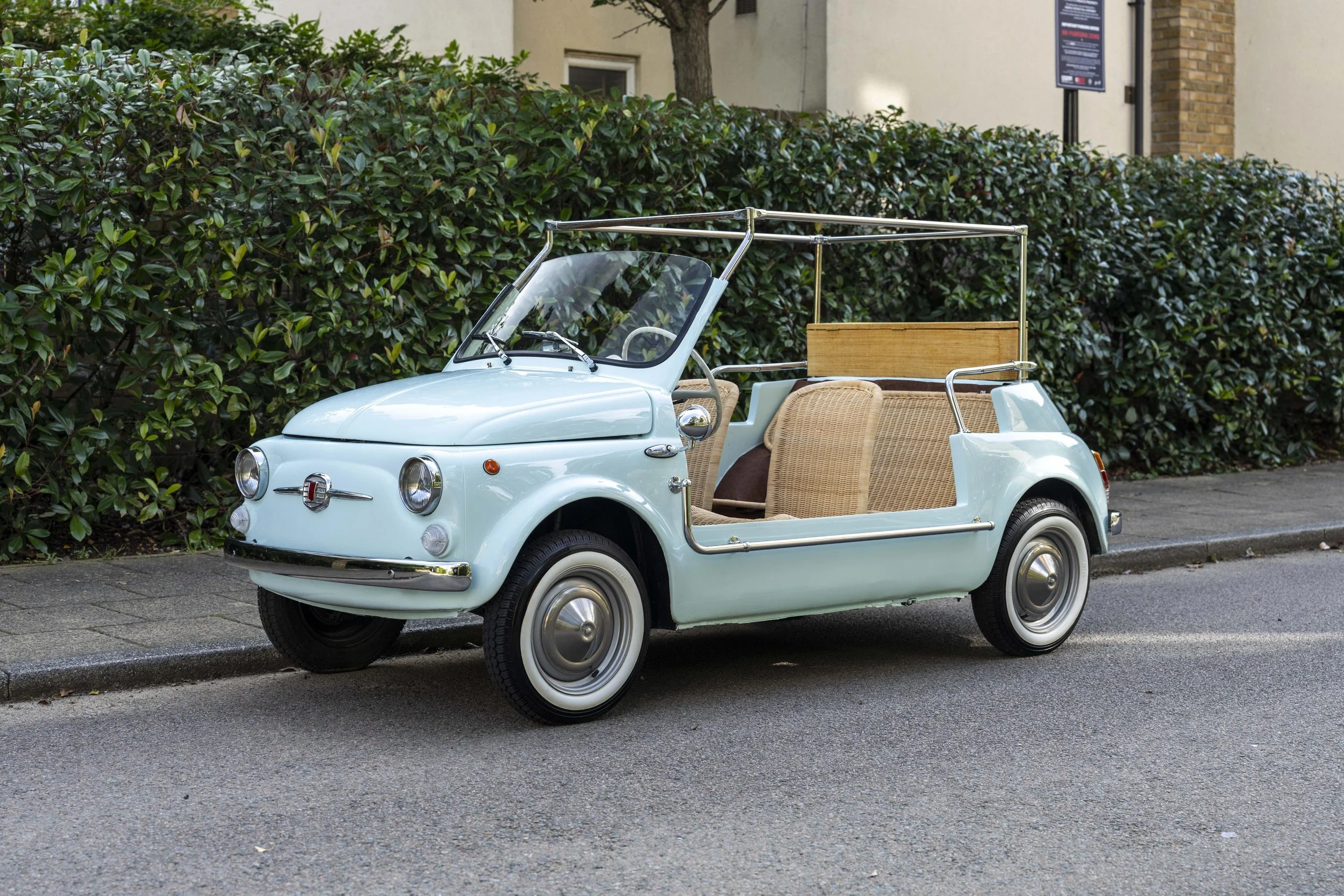 Car &amp; Classic to Auction Lando Norris’ Fiat 500 Jolly