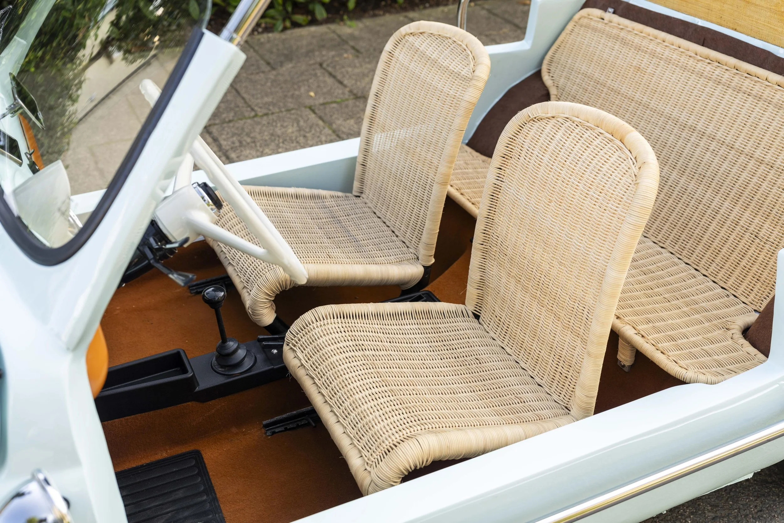LandoNorris1972Fiat500JollyInteriorSeats.jpg