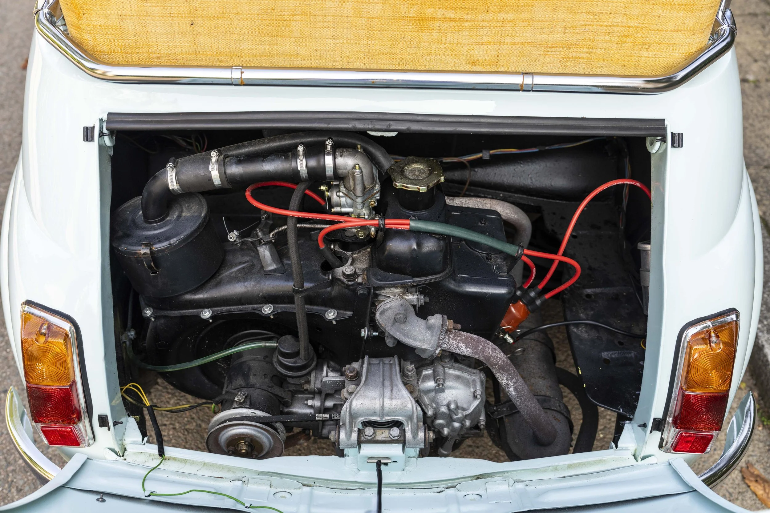 LandoNorris1972Fiat500JollyEngine.jpg