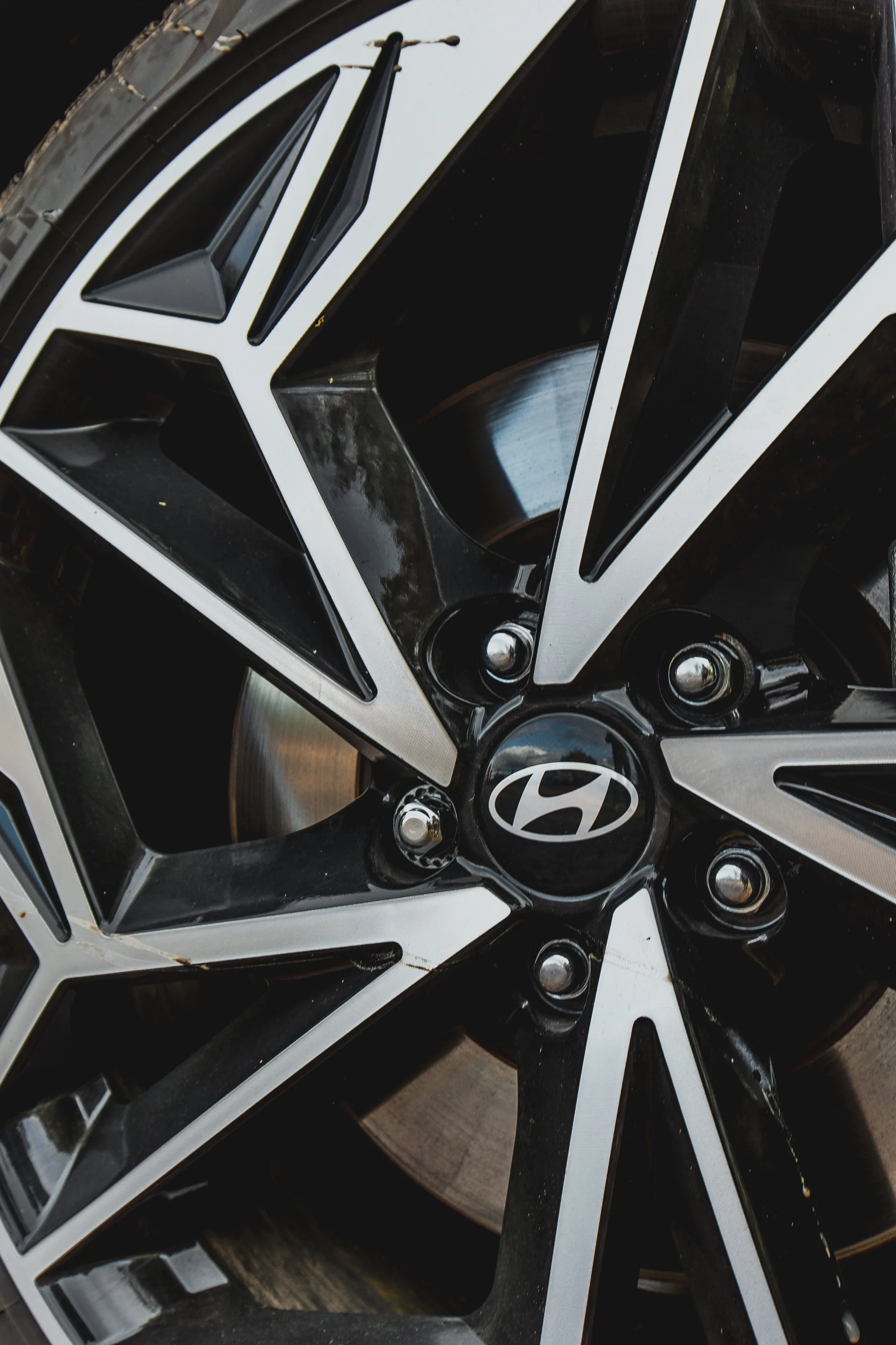 Hyaundi Ionic 6-53.jpg