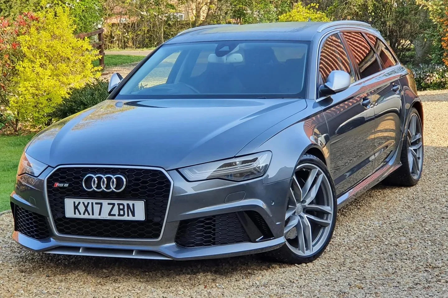 PistonHeads List Audi Estate Once Owned by Prince Harry