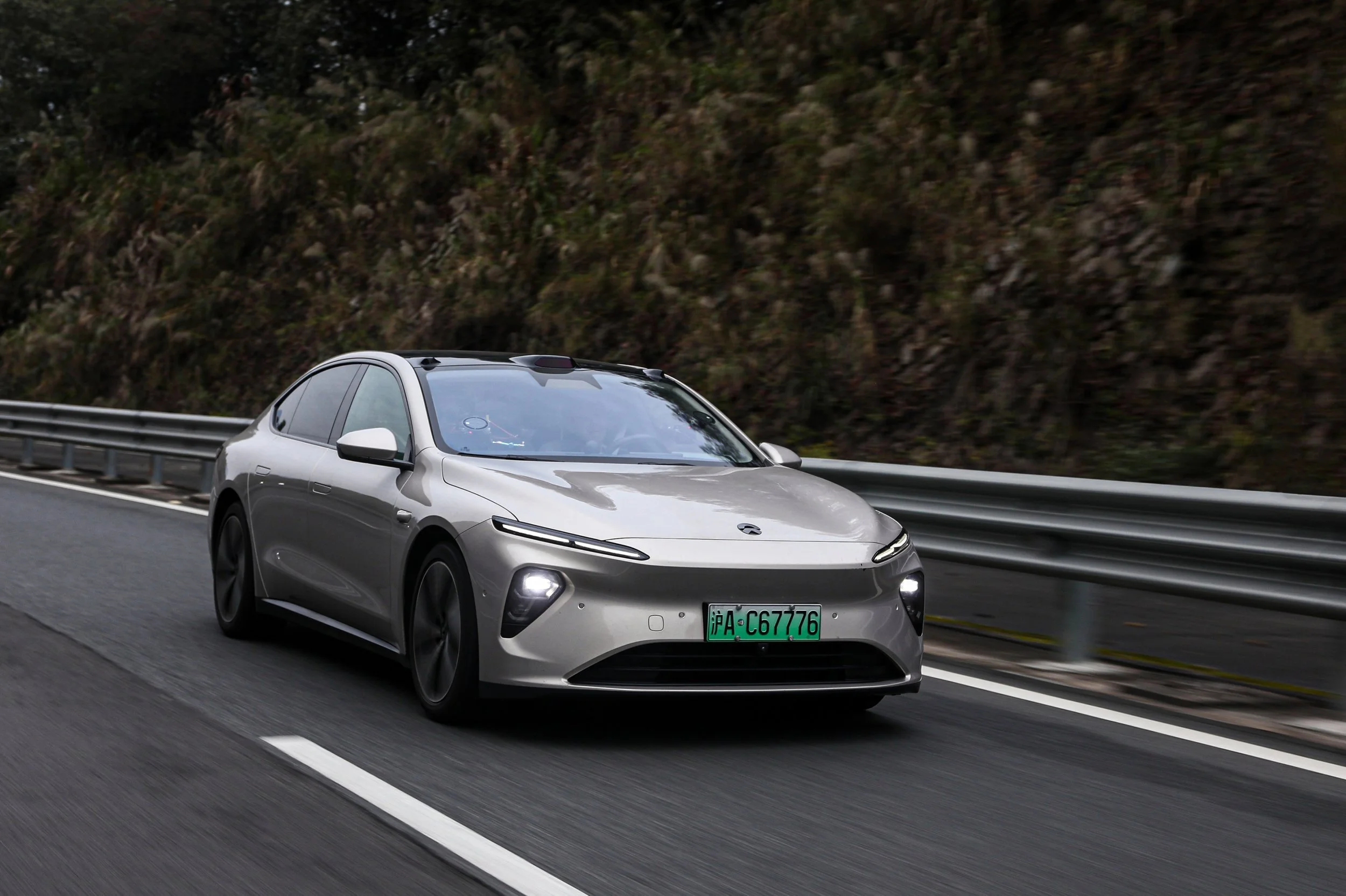 NIO Founder Completes 1000+km Journey on a Single Charge