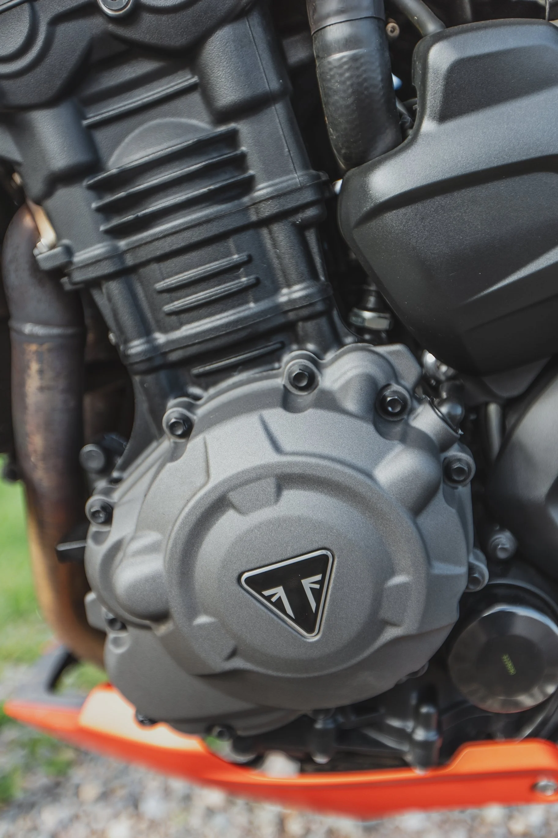 Triumph RS TRIPLE-25.jpg