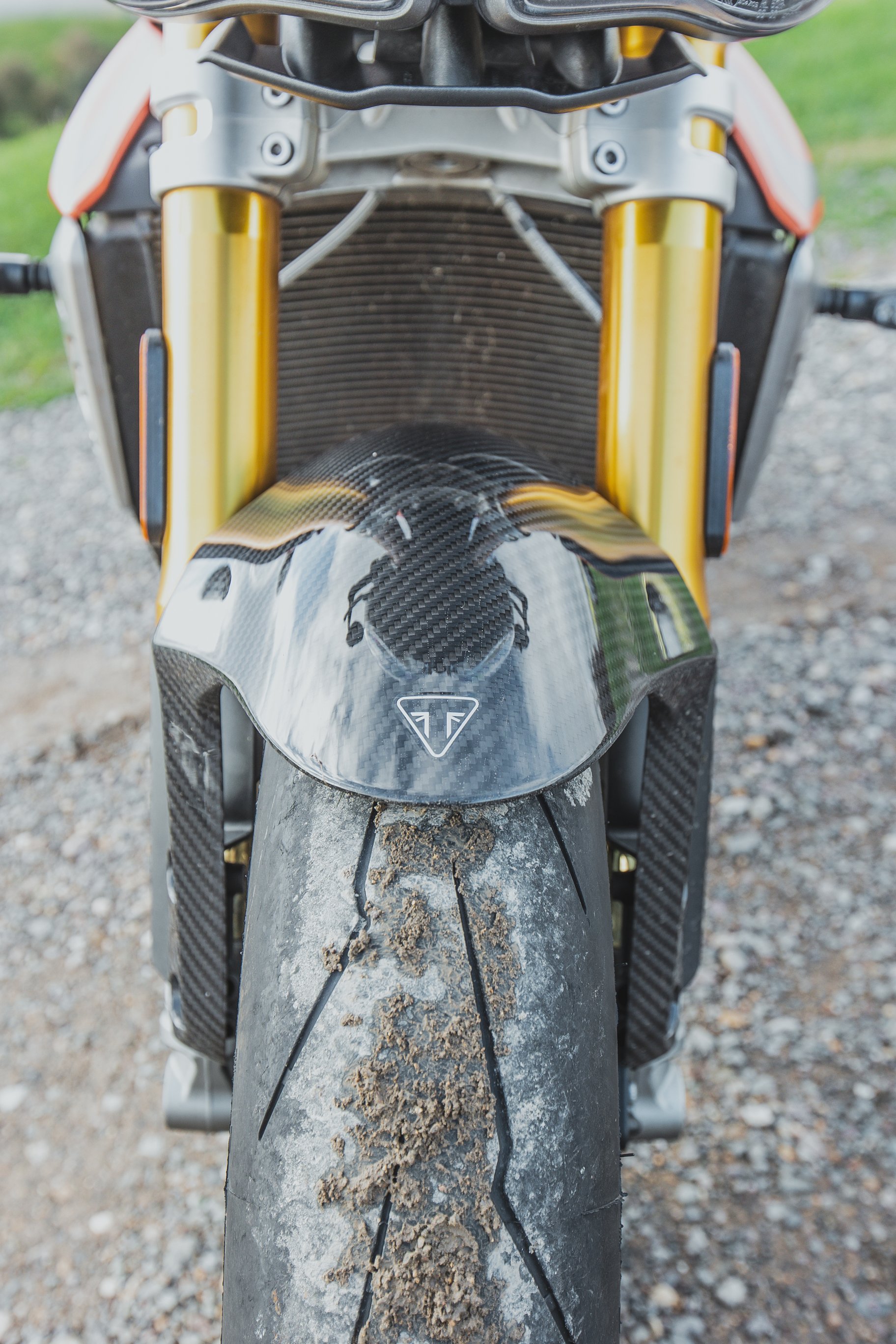 Triumph RS TRIPLE-51.jpg