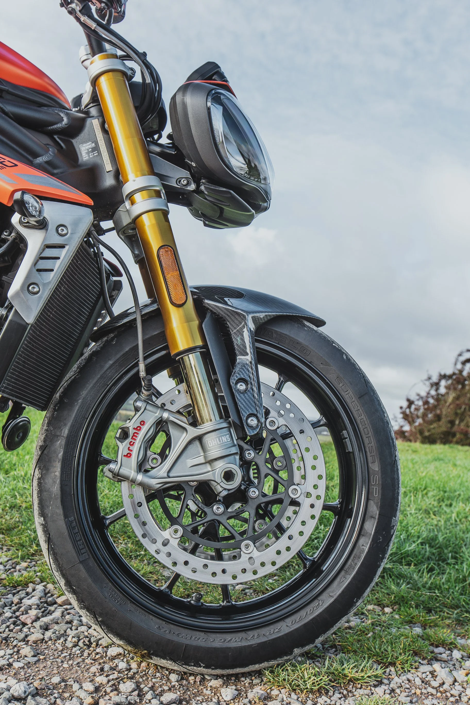 Triumph RS TRIPLE-31.jpg