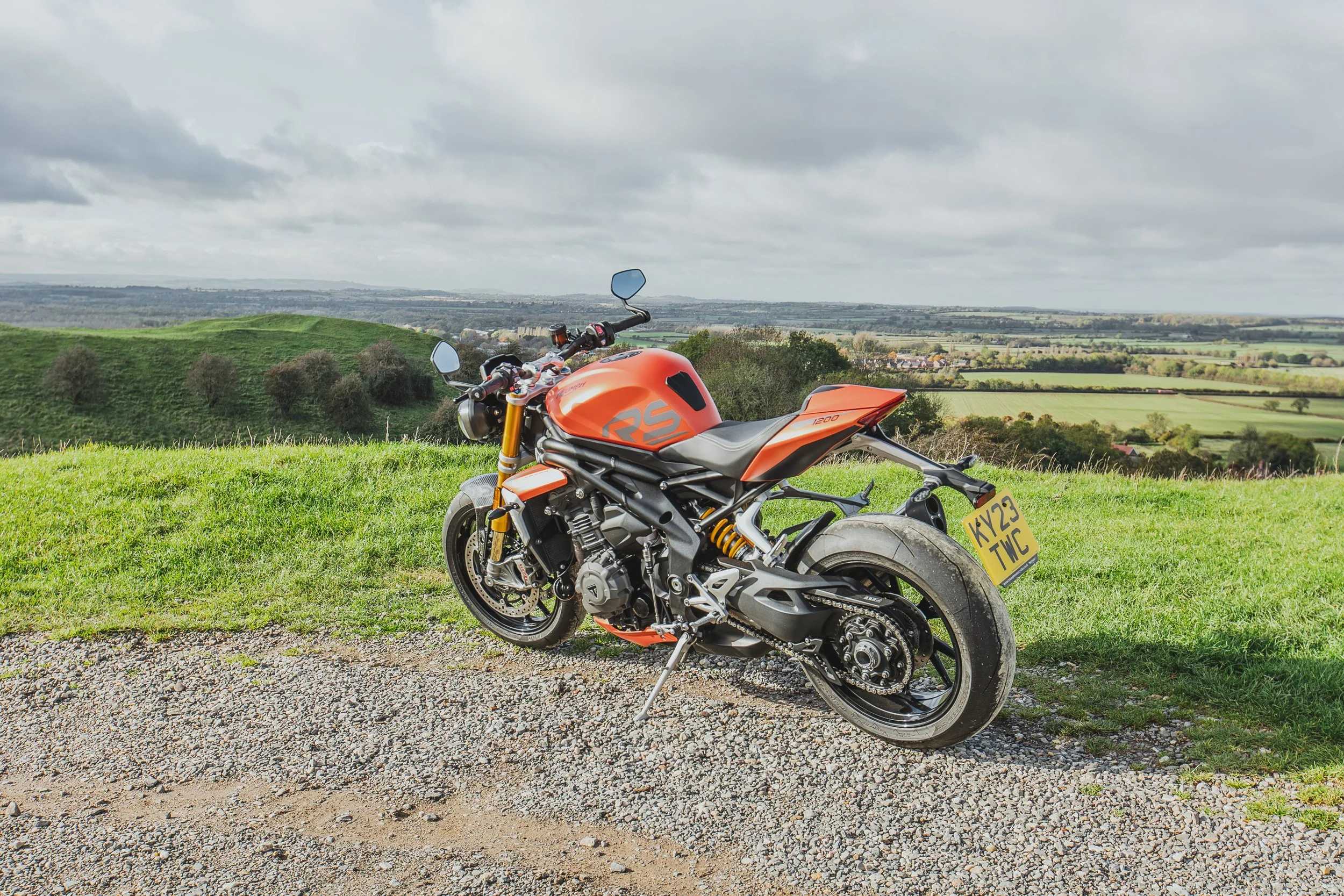 Triumph RS TRIPLE-22.jpg