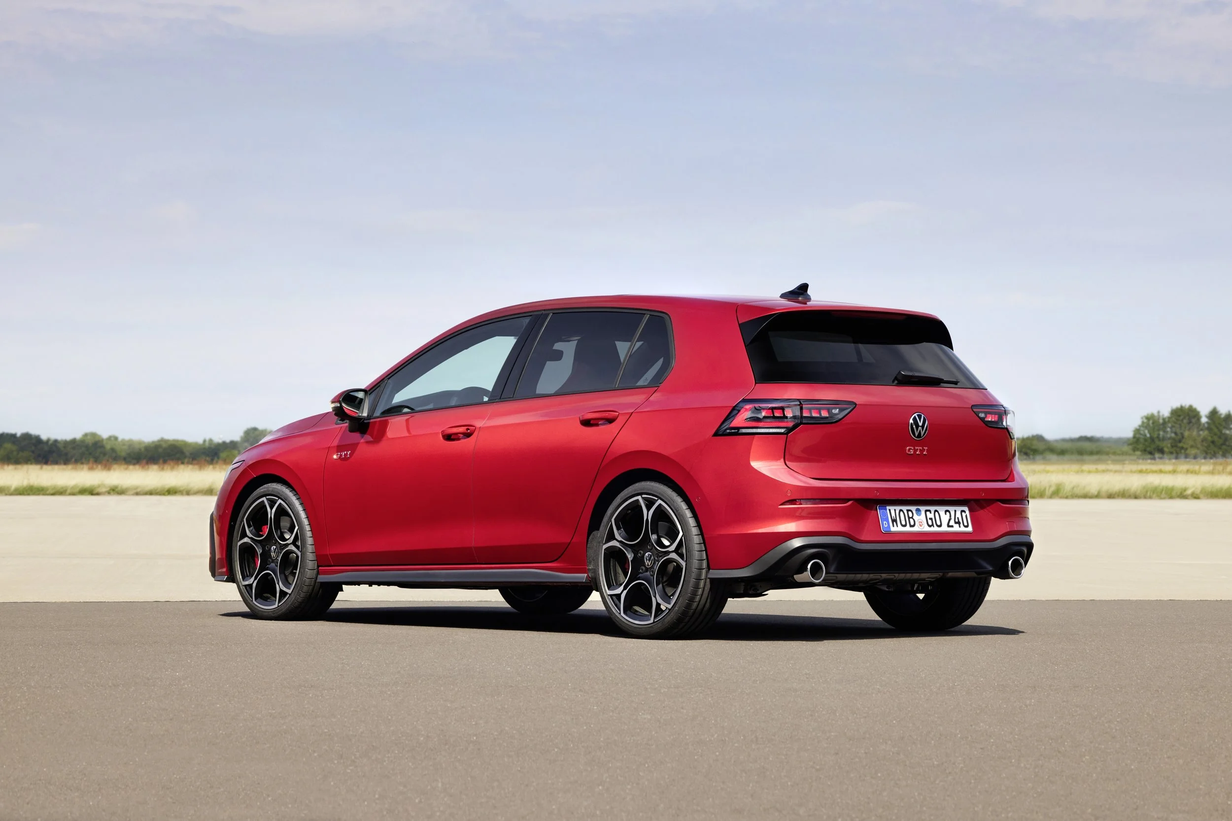 ThenewGolfGTI(2).jpg