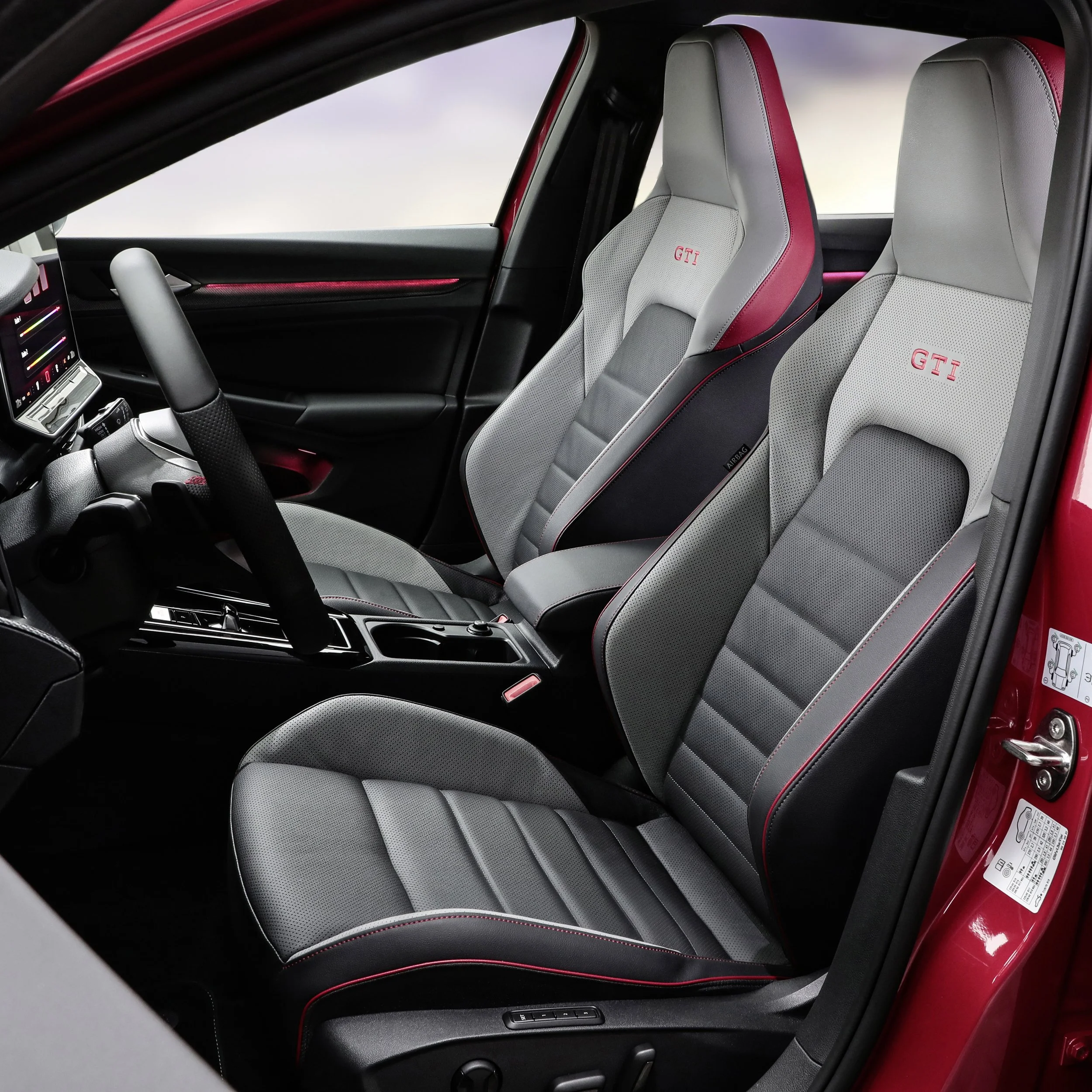 ThenewGolfGTIinterior(1).jpg