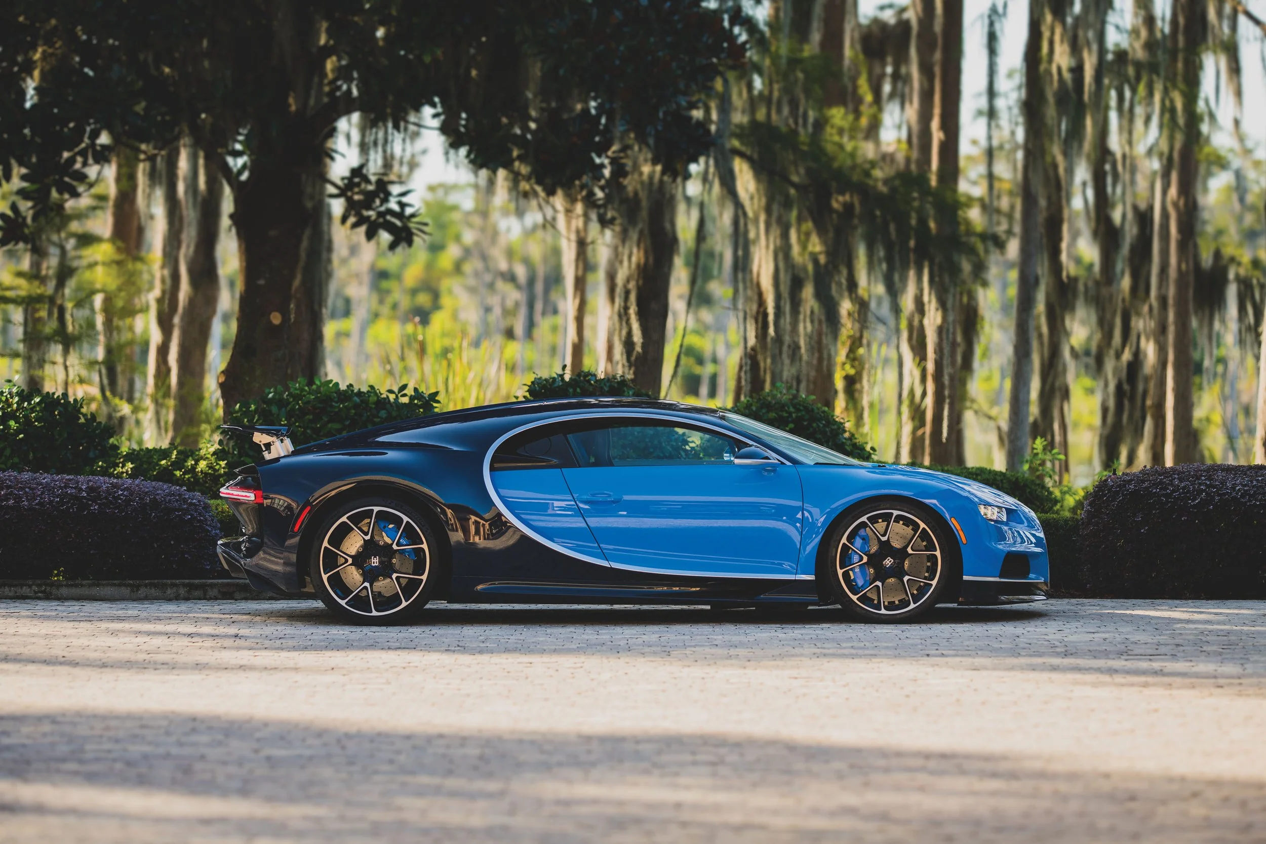 2018-Bugatti-Chiron1436180_.jpg