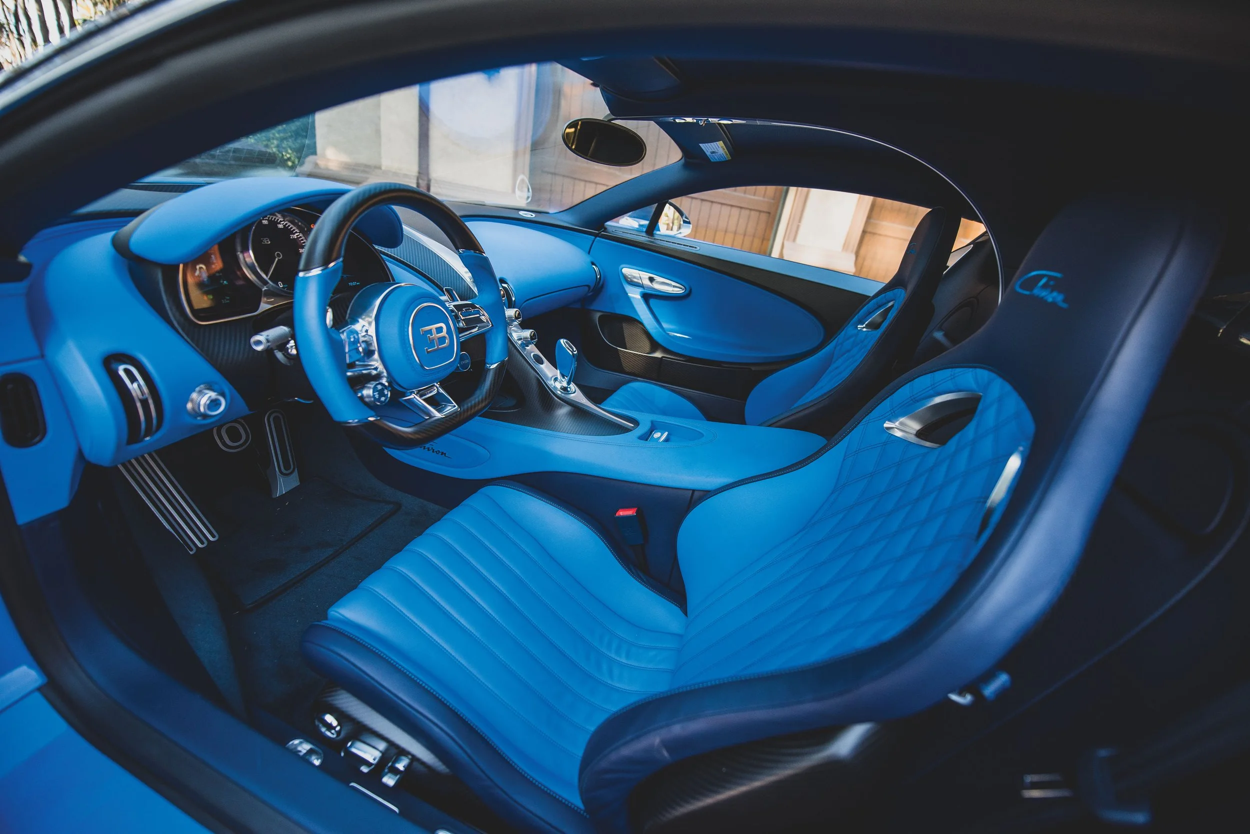 2018-Bugatti-Chiron1436178_.jpg