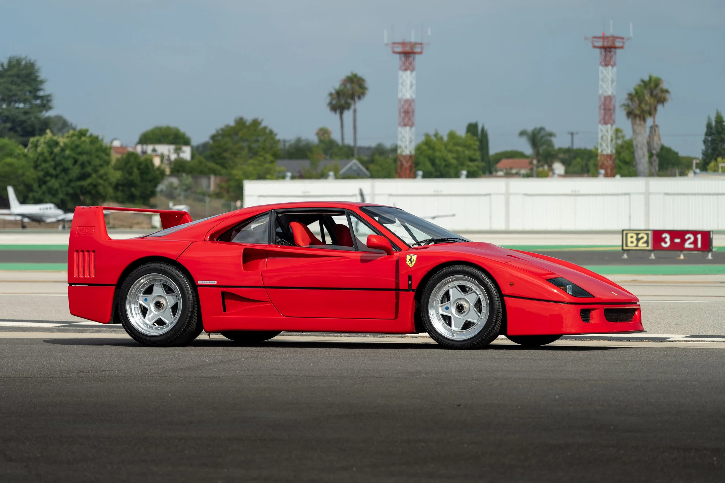 1990-Ferrari-F401457699_.jpg