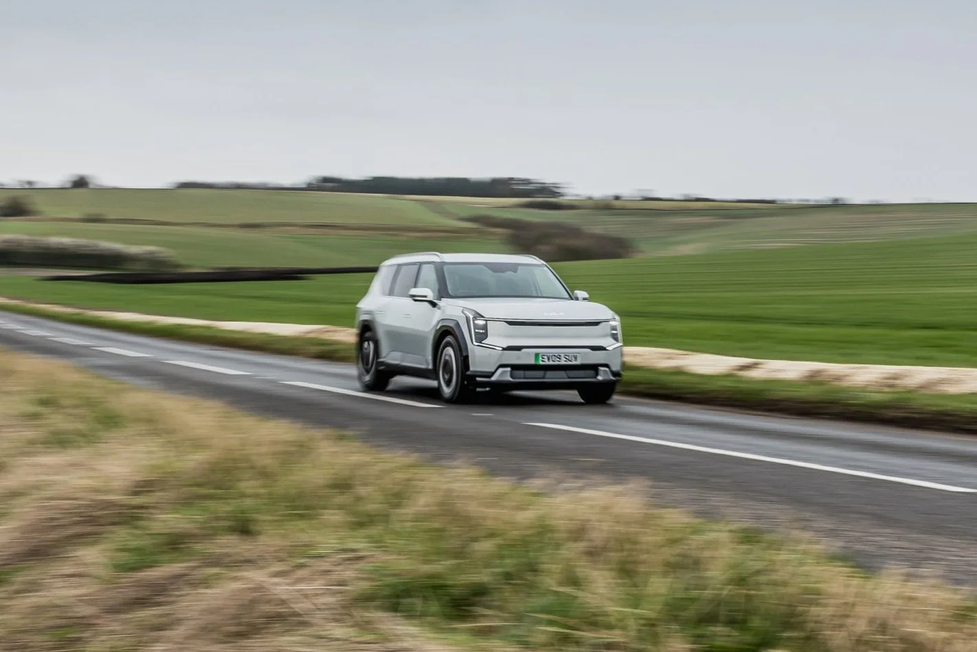 Kia EV9 ‘Air’ | The 7-Seat eSUV just became £11,000 cheaper