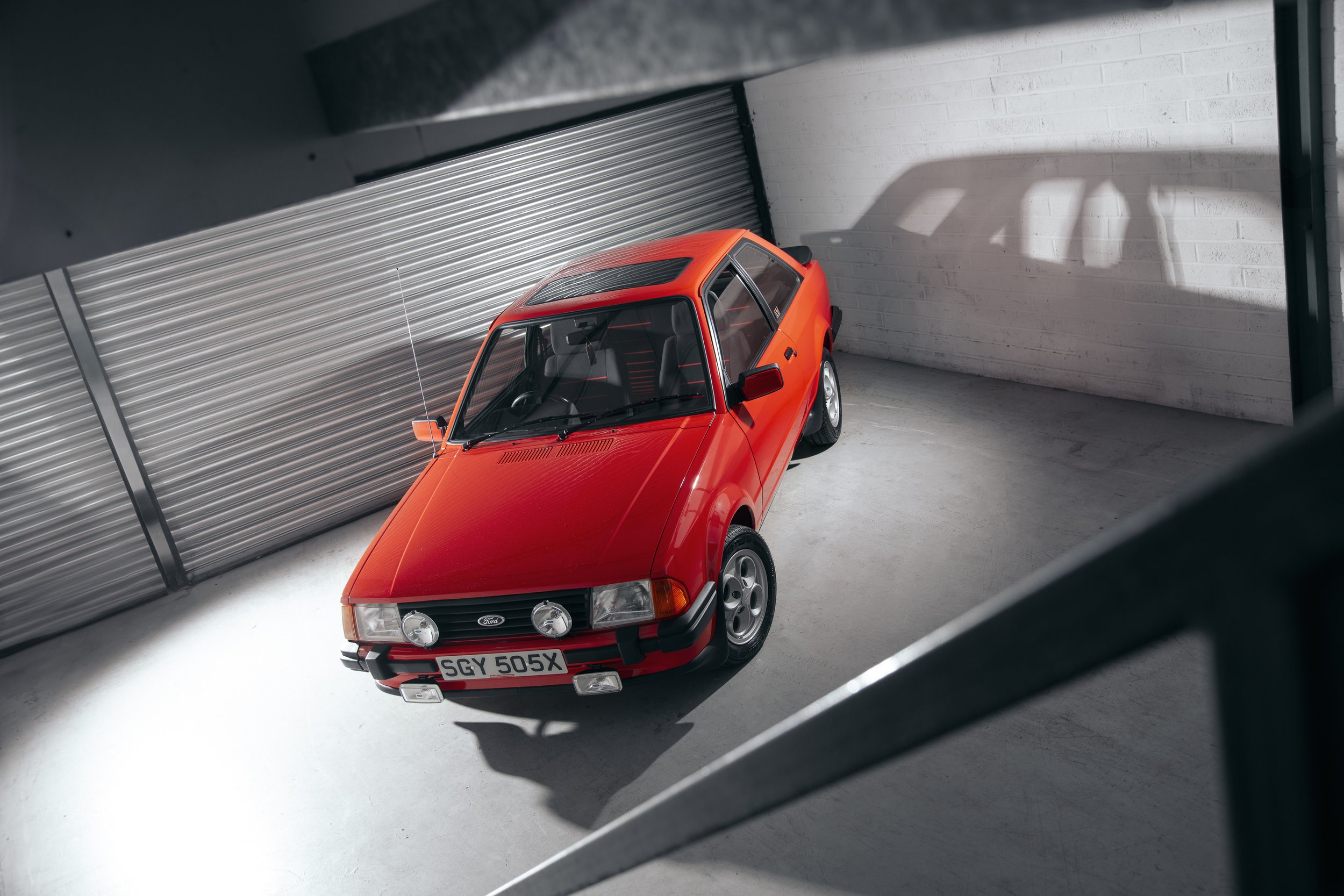 Tolman XR3 Front Three Quarters tilt.jpg