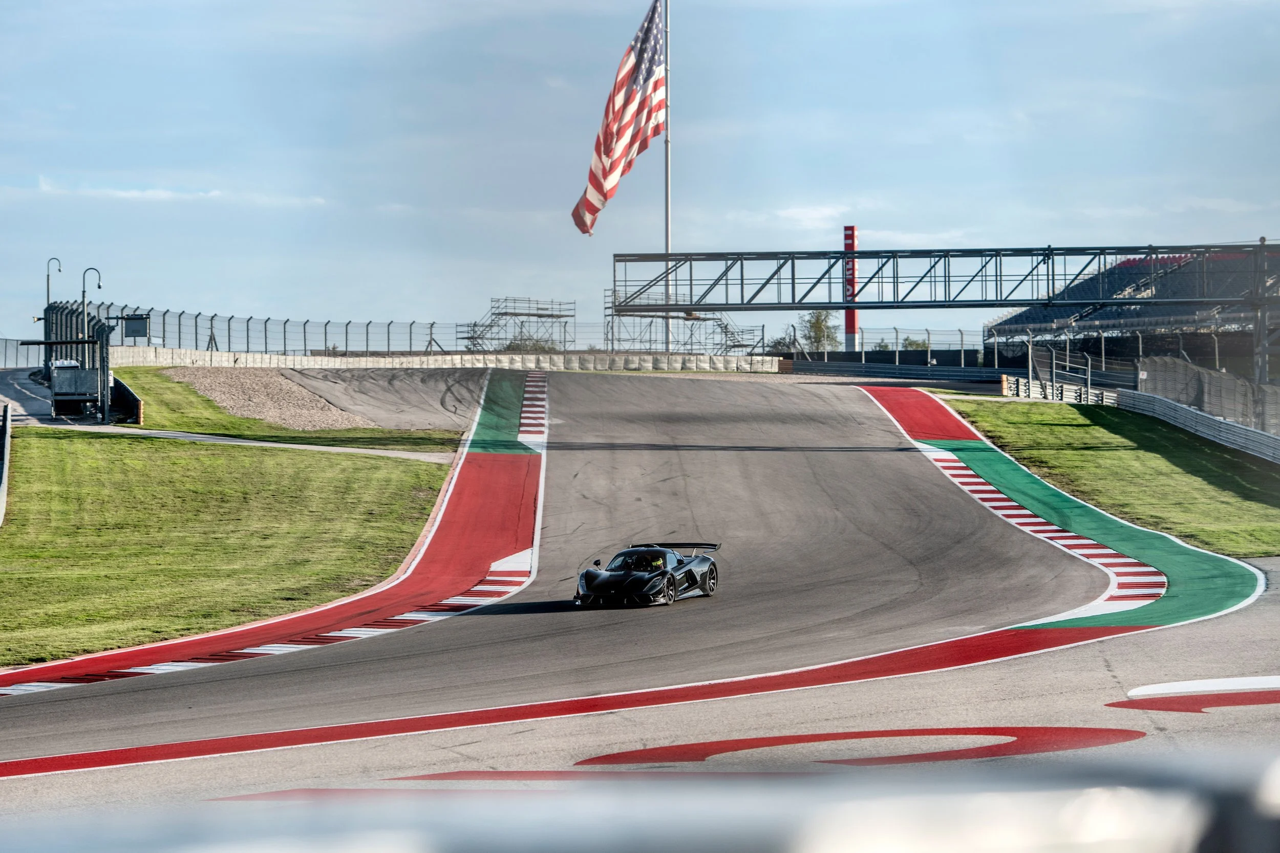 VenomF5-COTA-Lap-Record-02.jpg
