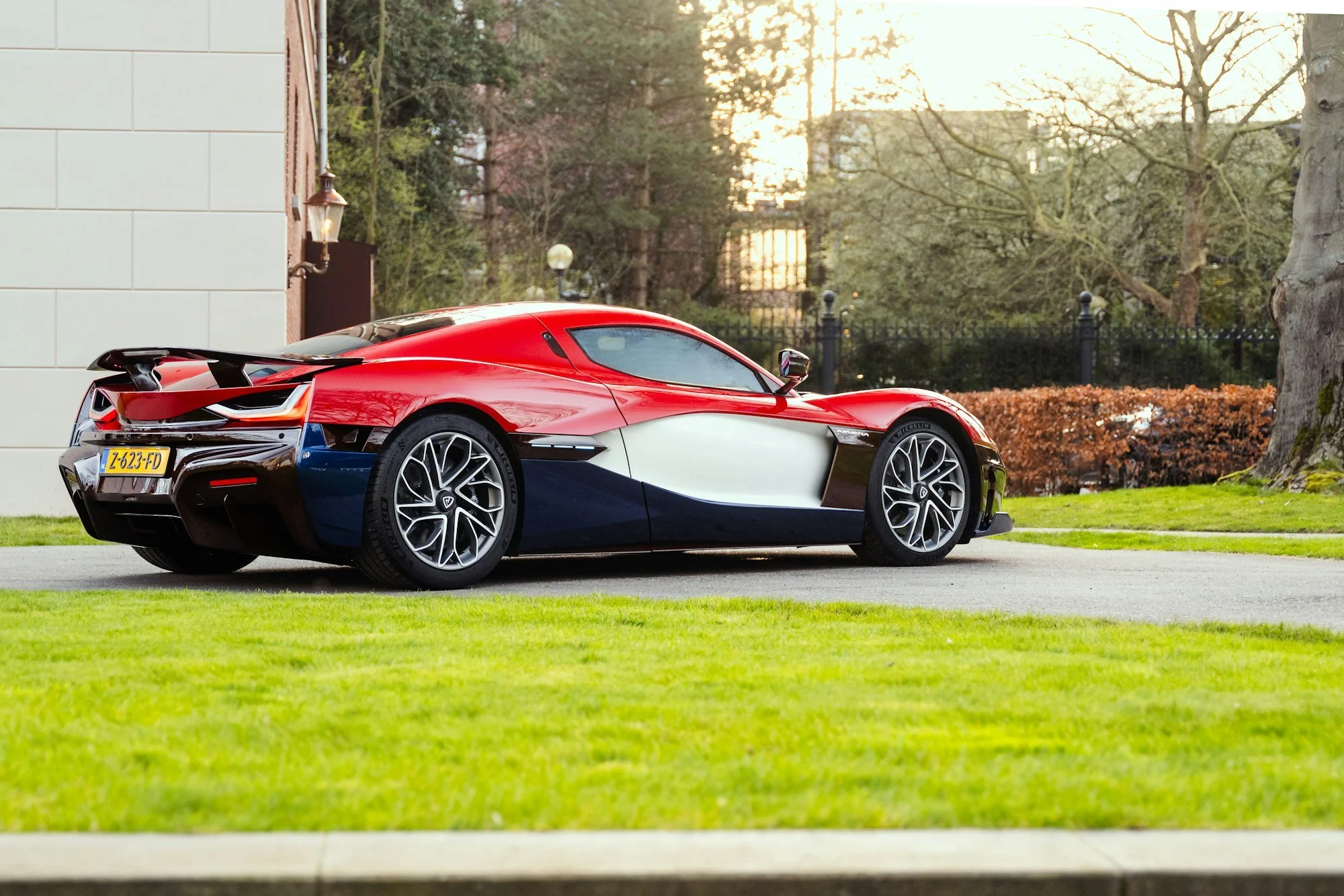 the-first-dutch-registered-rimac-nevera-5.jpg