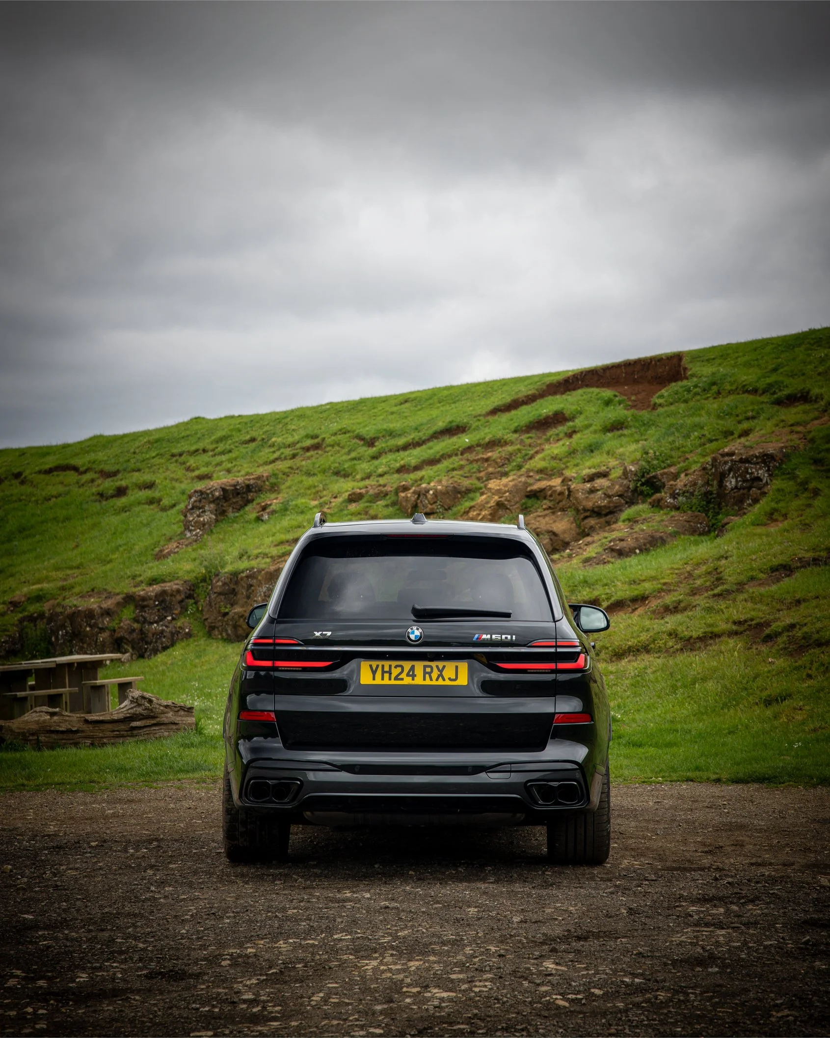 BMW X7M60-36.jpg