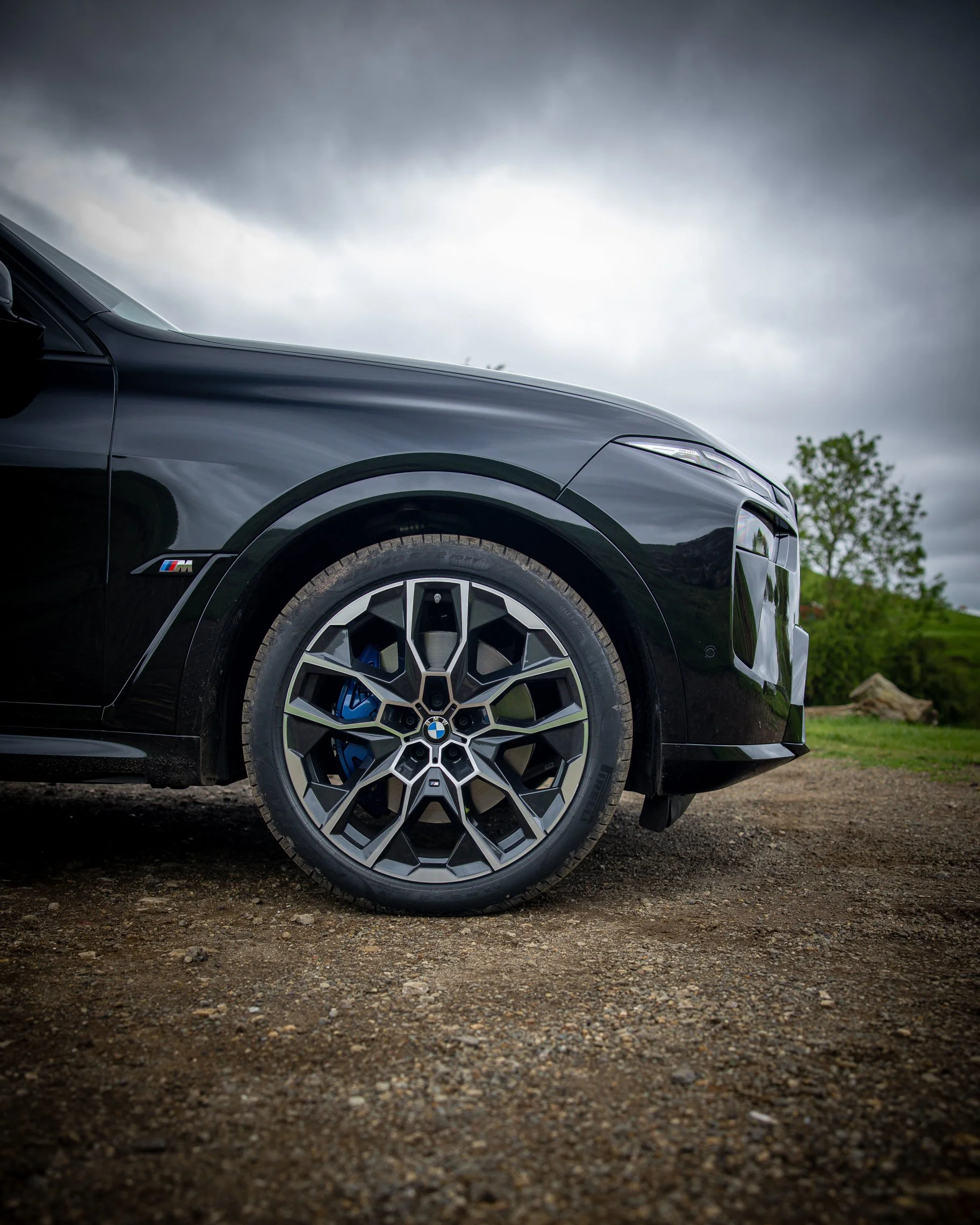 BMW X7M60-26.jpg