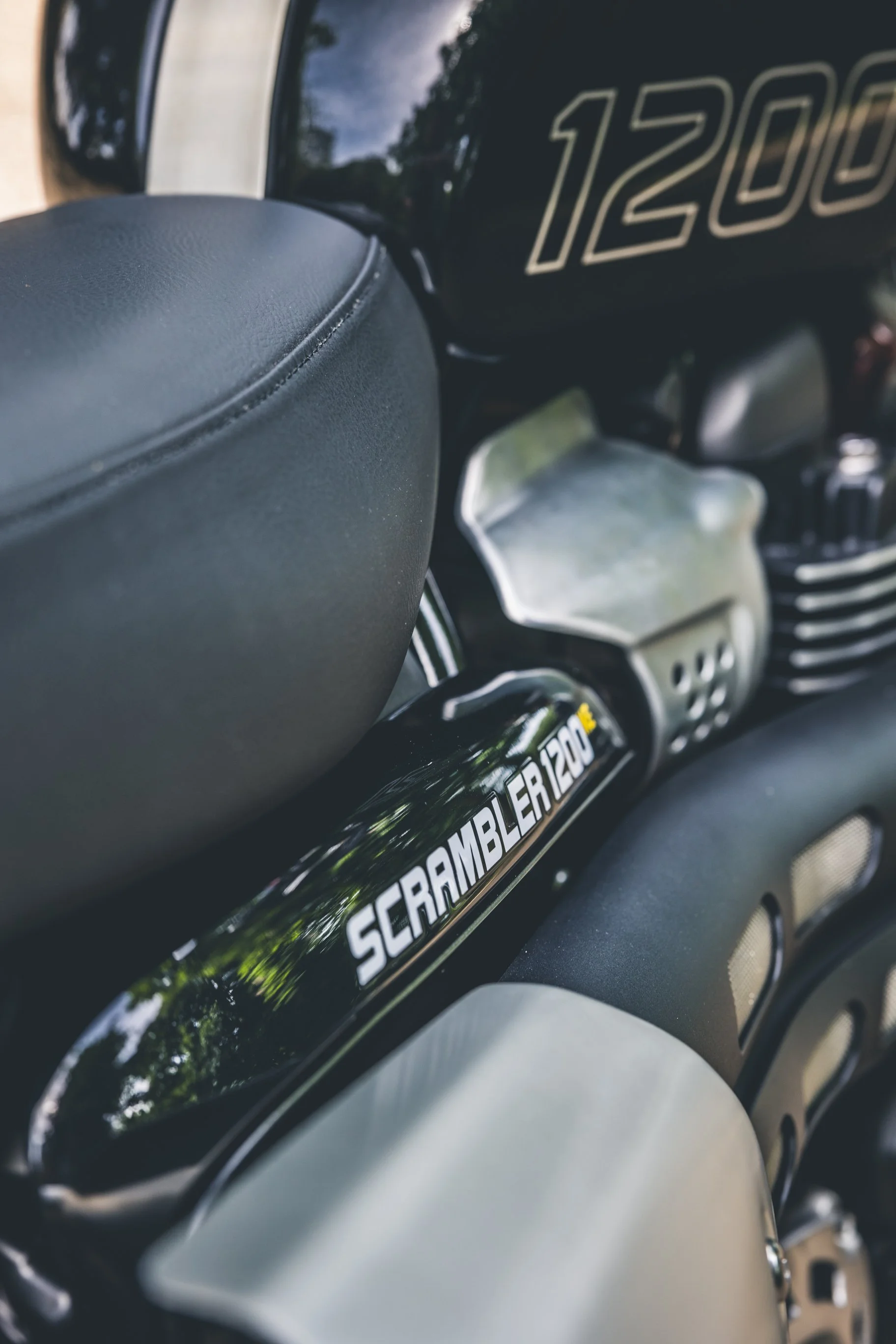 Triumph Scrambler XE00008.jpg