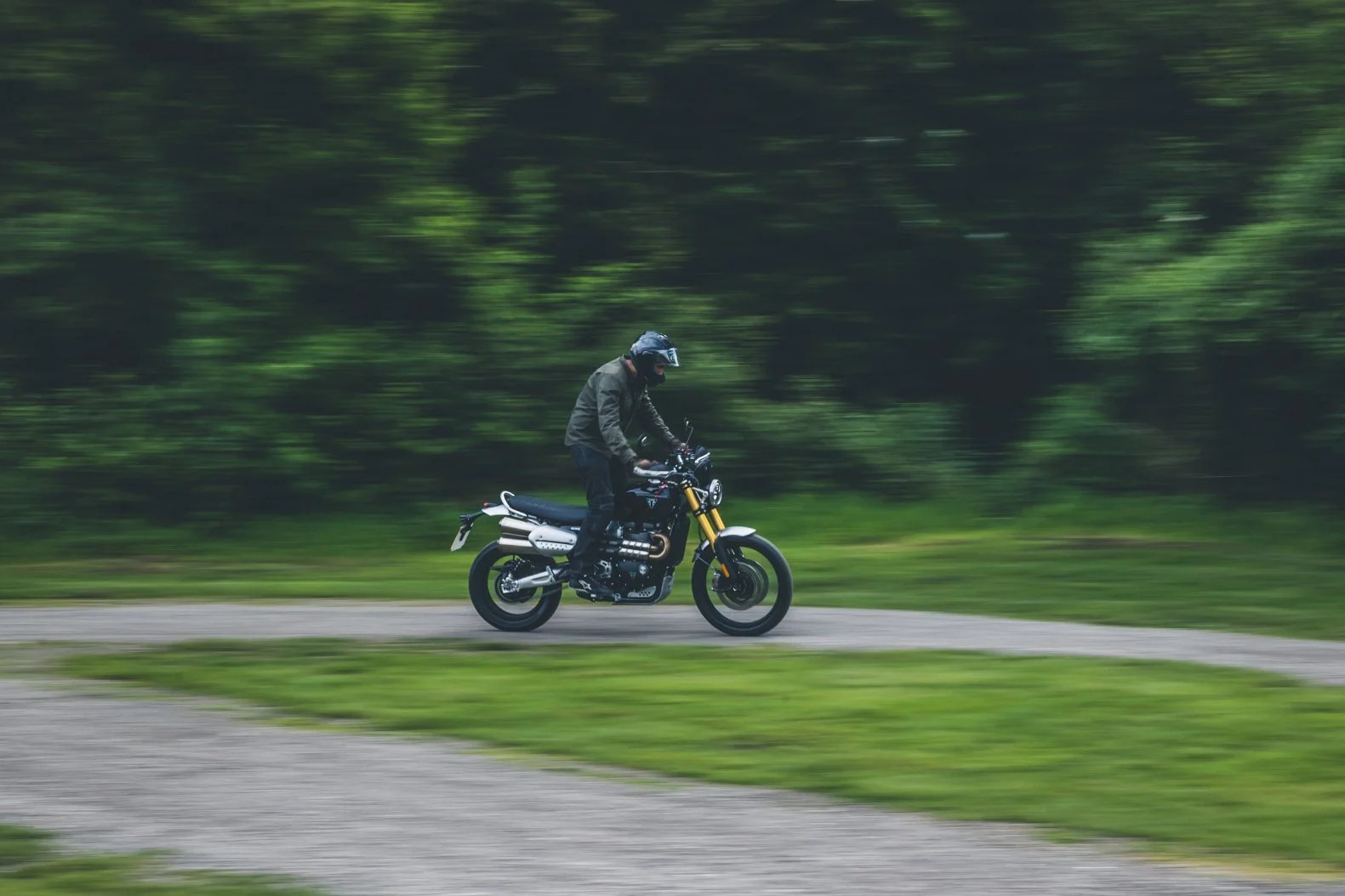 Triumph Scrambler XE00002.jpg