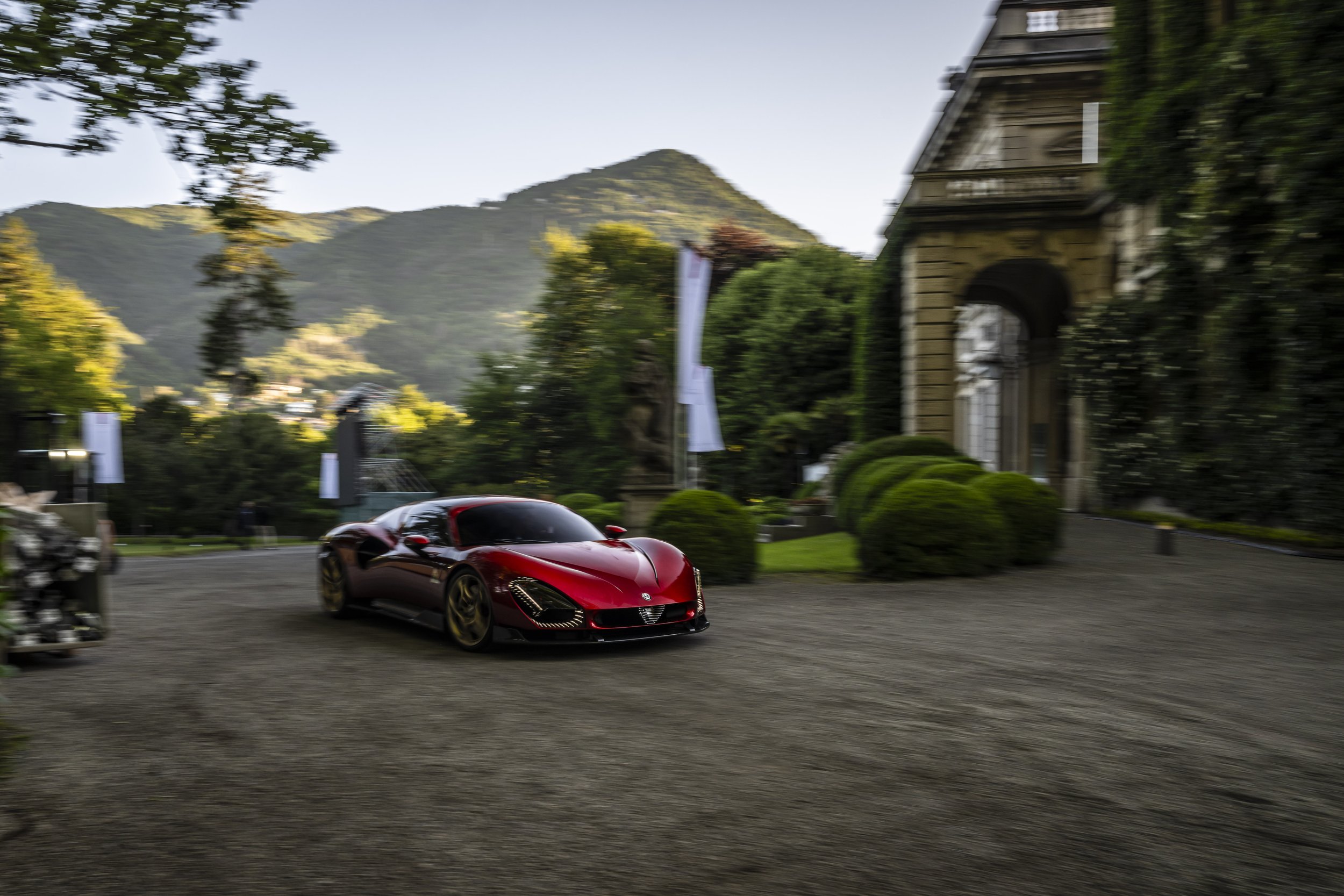 33Stradale-VillaDEste2.jpg