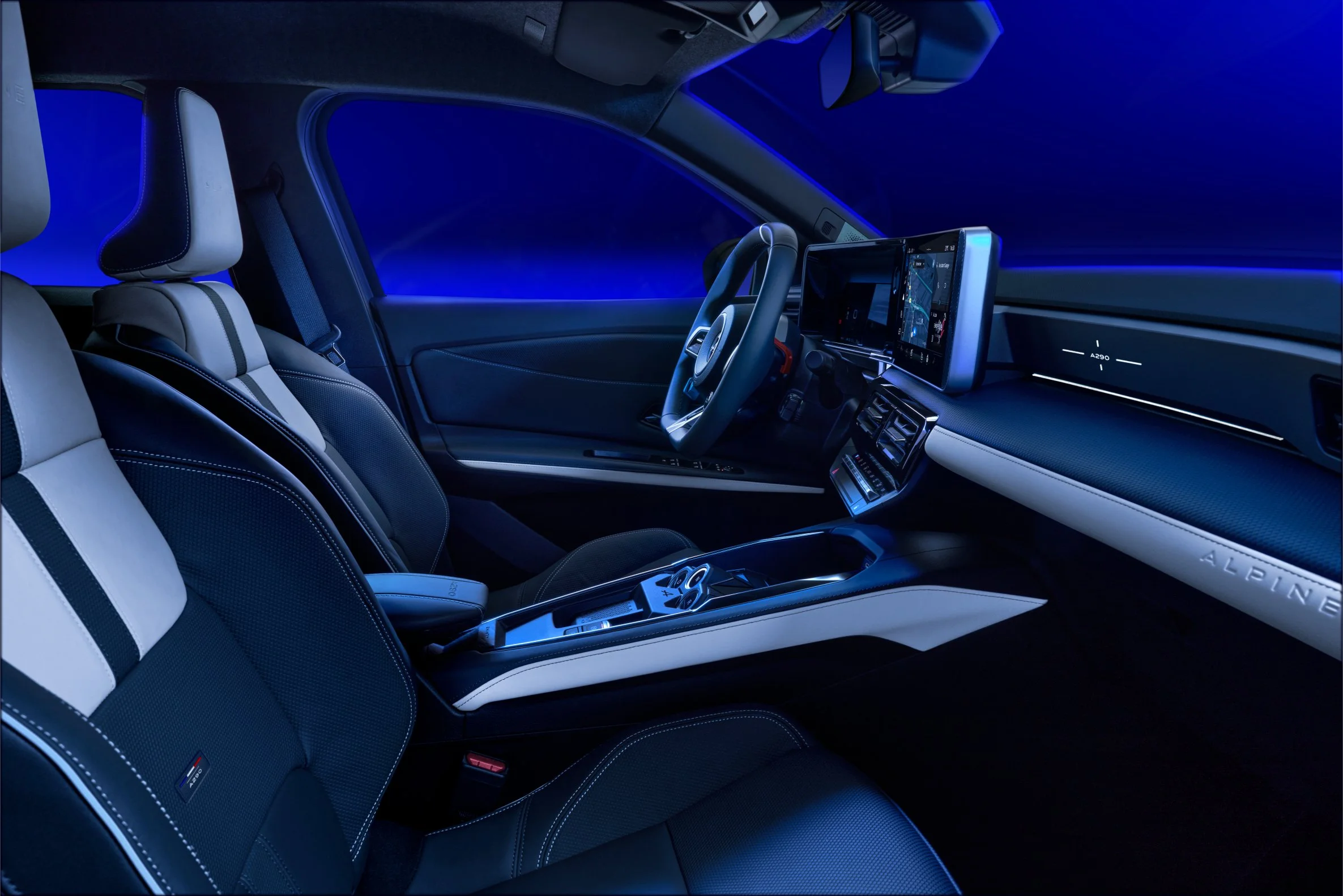 18_LOT2_INTERIEURSMAJEURS_DETAILS_Int_AlpineBlueVision_GTS_Grandintérieur3.jpg