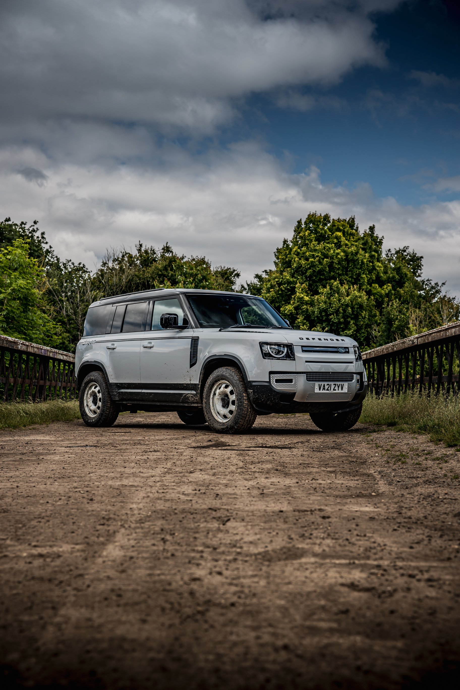 Muddy Landrover -57.jpg