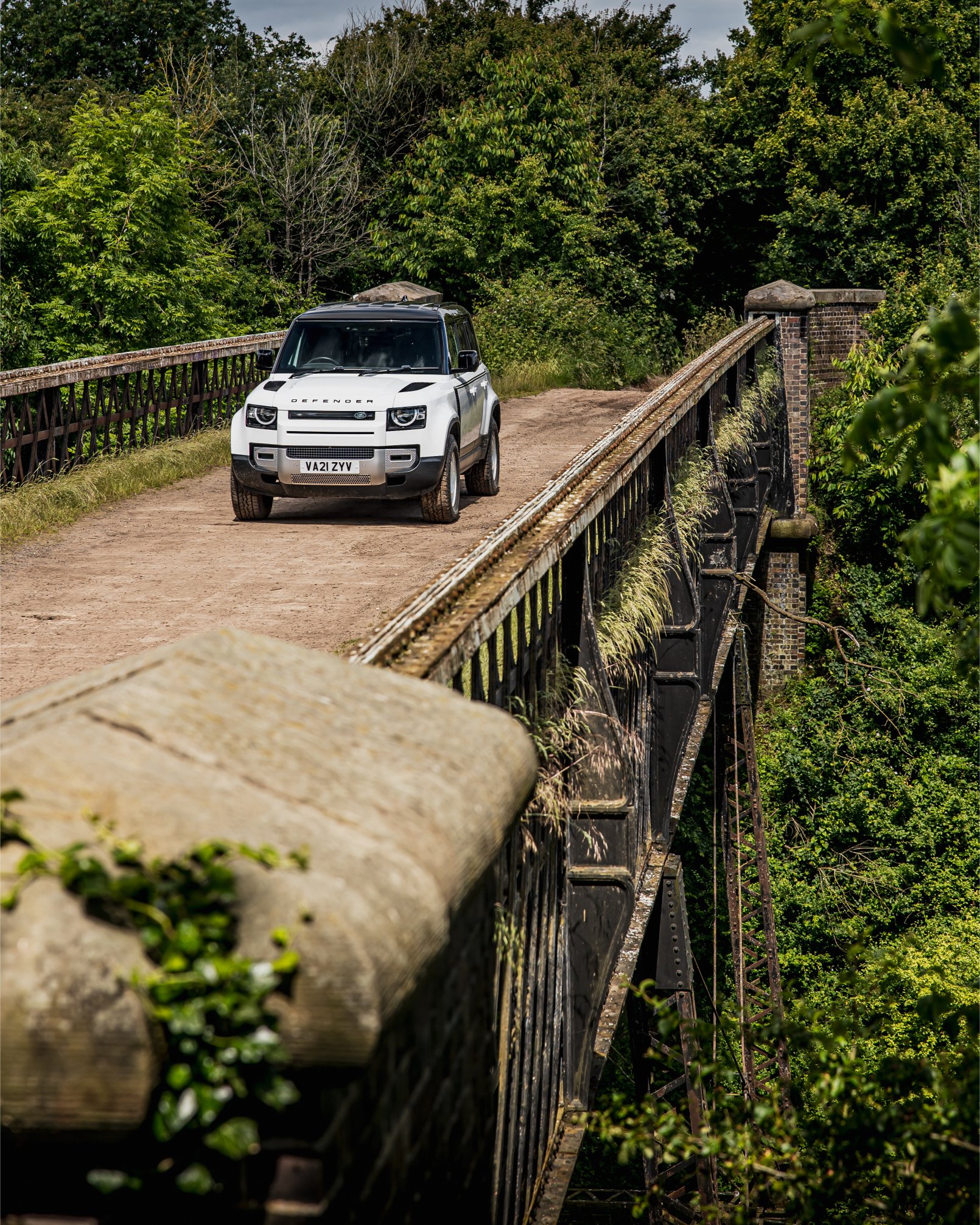 Muddy Landrover -47.jpg