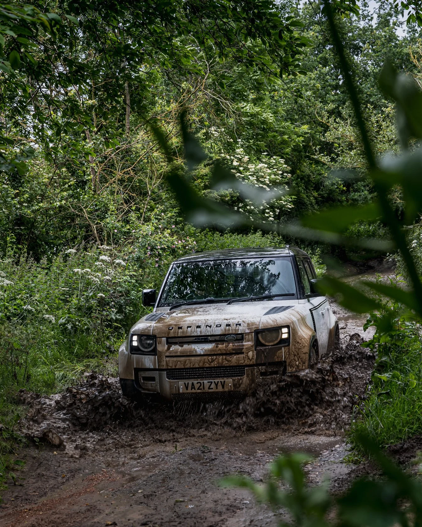 Muddy Landrover -39.jpg