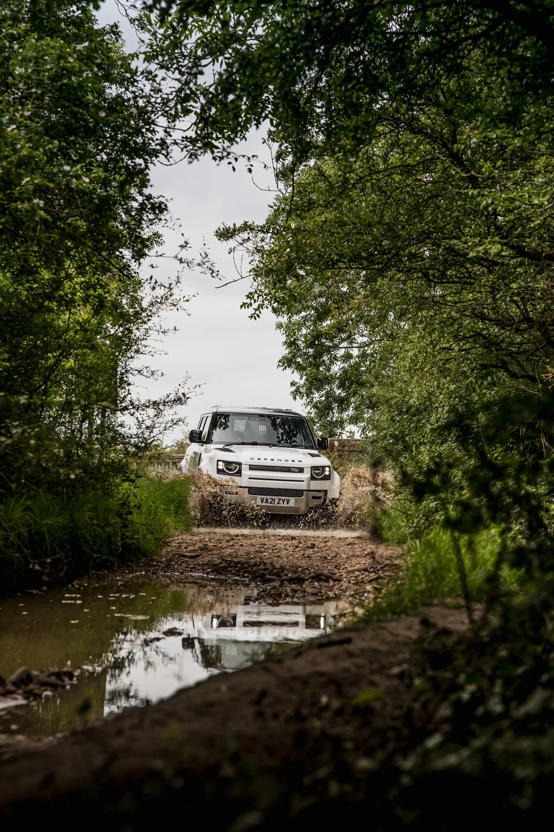 Muddy Landrover -46.jpg