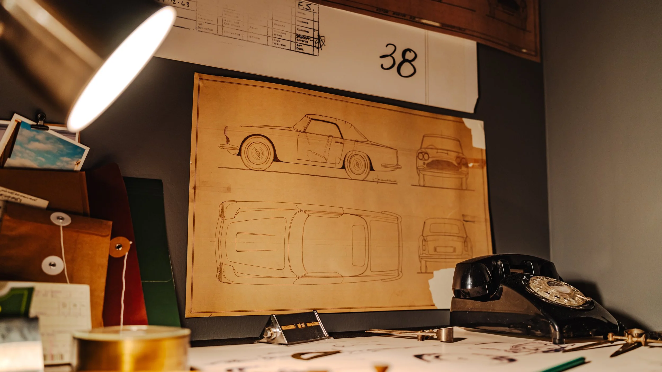 AstonMartincelebrates60thanniversaryofGoldfinger(12).jpg