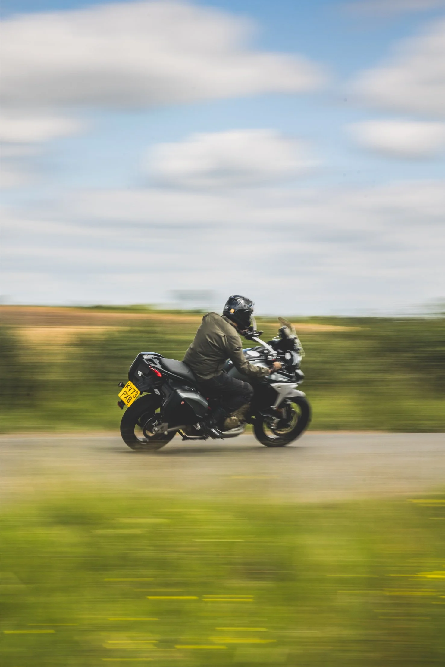 DUCATI V4S-09.jpg
