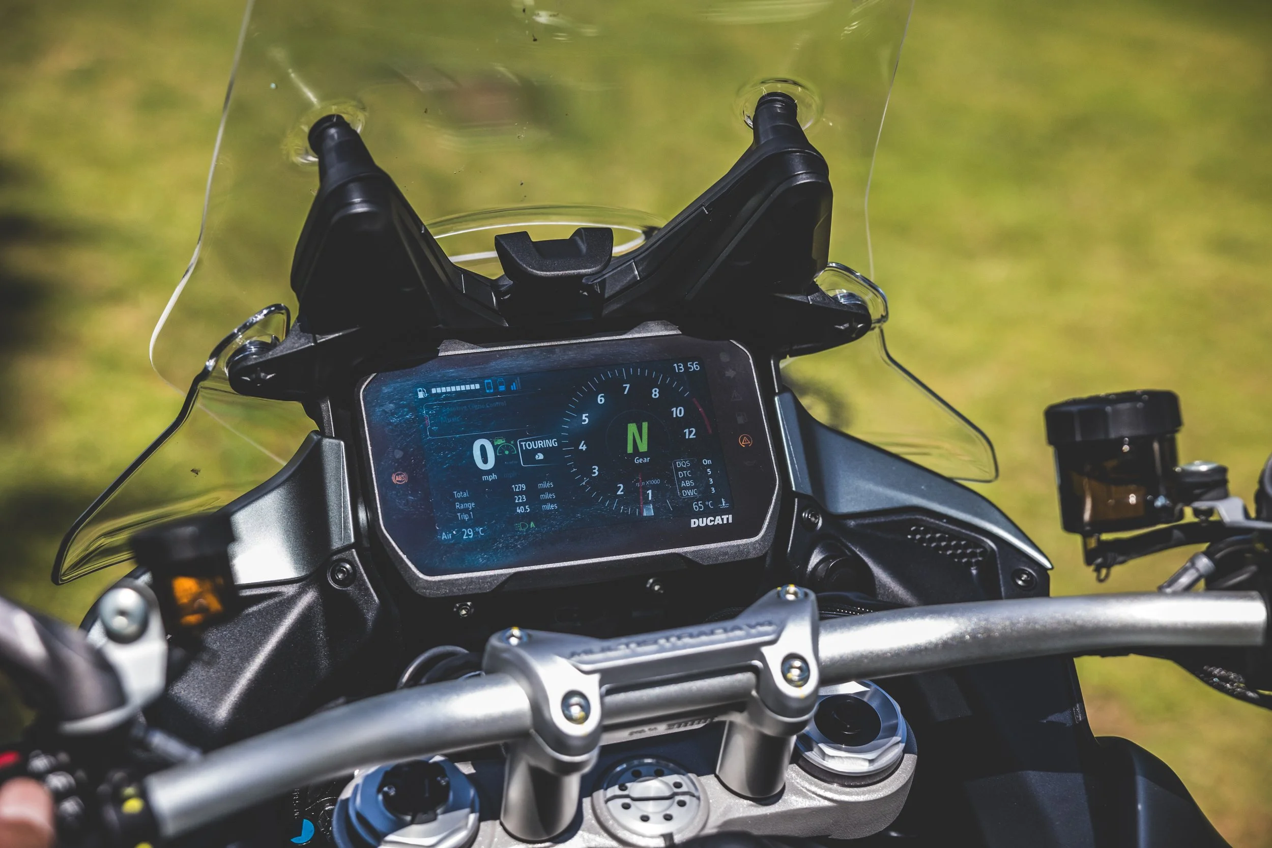 DUCATI V4S-23.jpg