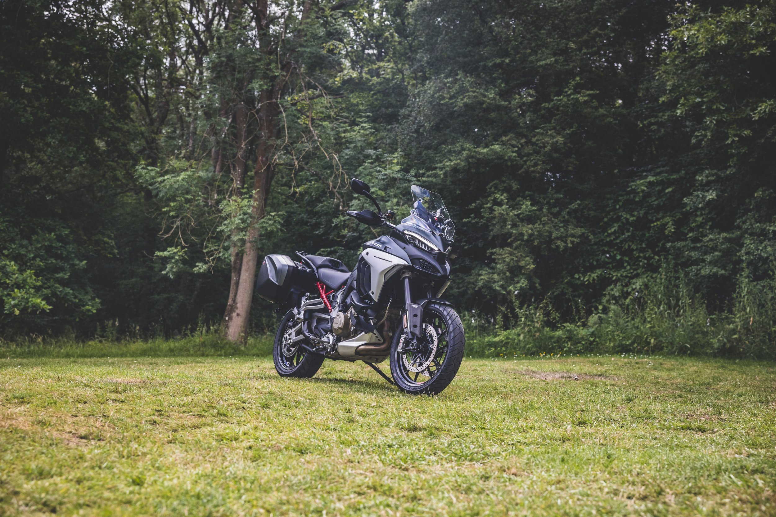 1300 Miles on a Ducati Multistrada V4S - Breakfast, Brunch and Dinner