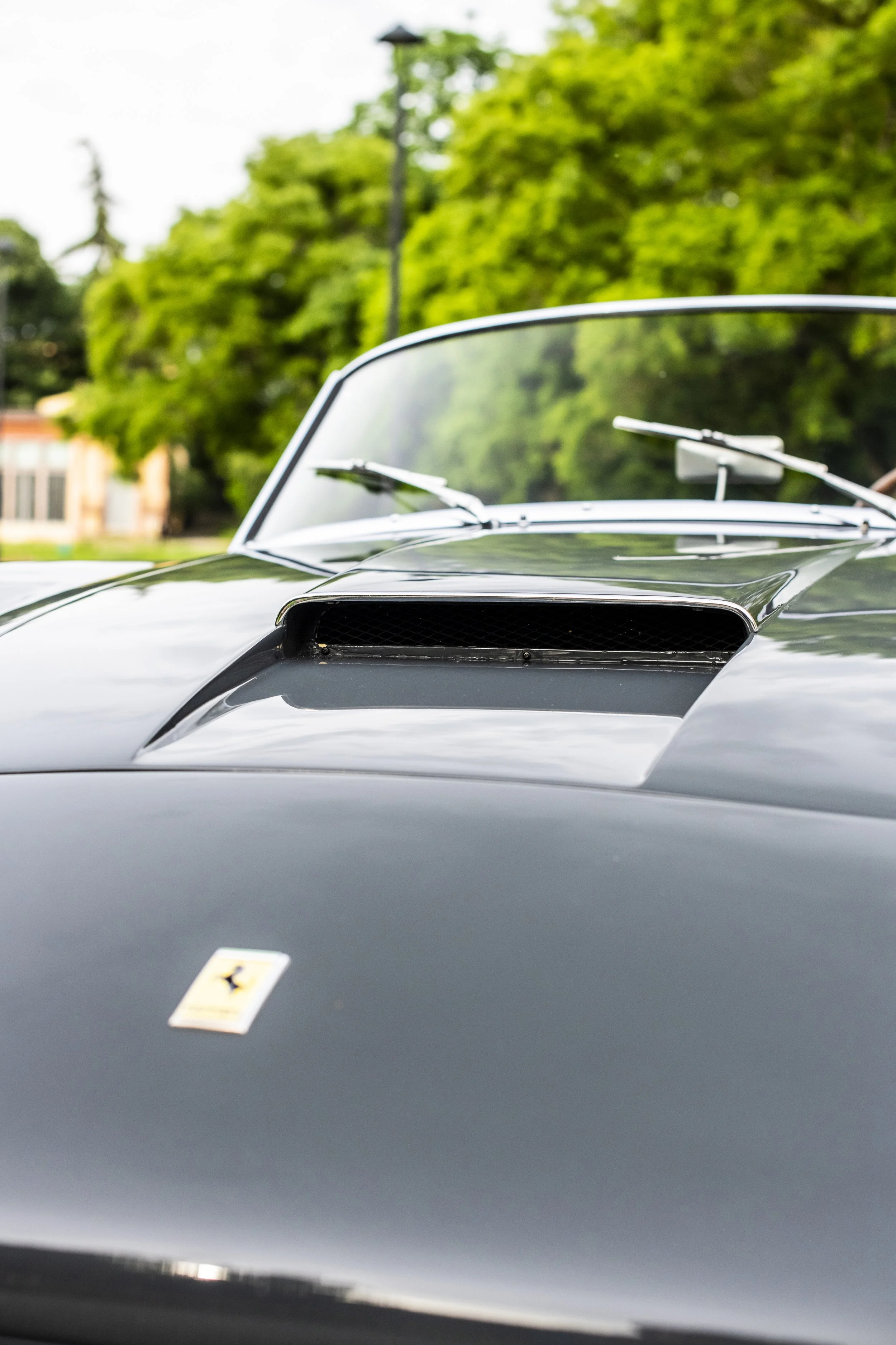 1960-Ferrari-250-GT-SWB-California-Spider-by-Scaglietti_1230102.jpg