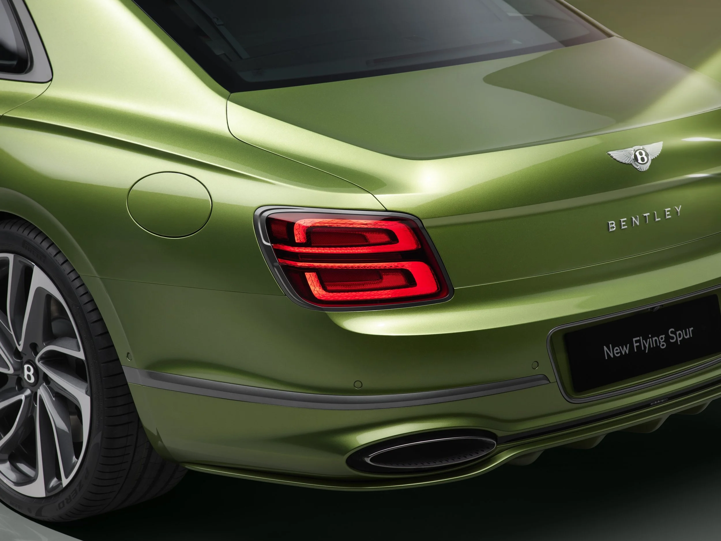 NewFlyingSpur-10.jpg